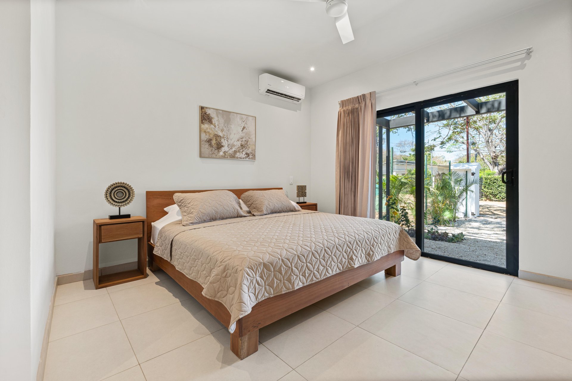 Casa Kuna | 3-Bed Modern Coastal Oasis in the Heart of Playas del Coco