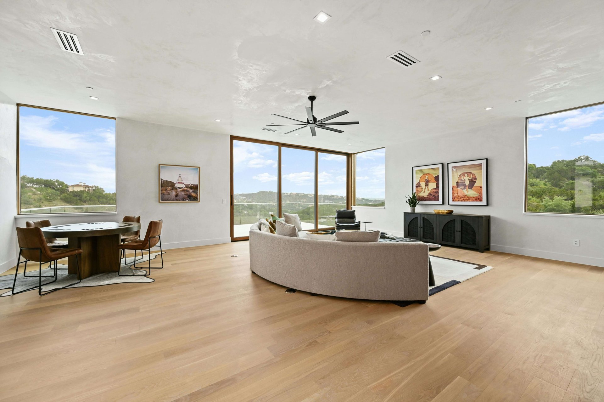 2 Valbella Drive