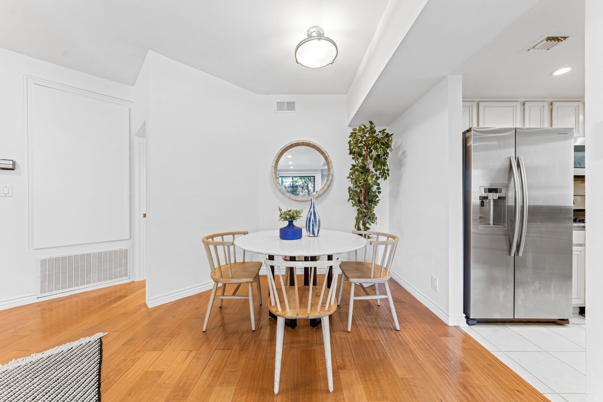 1663 Veteran Ave #101, Westwood