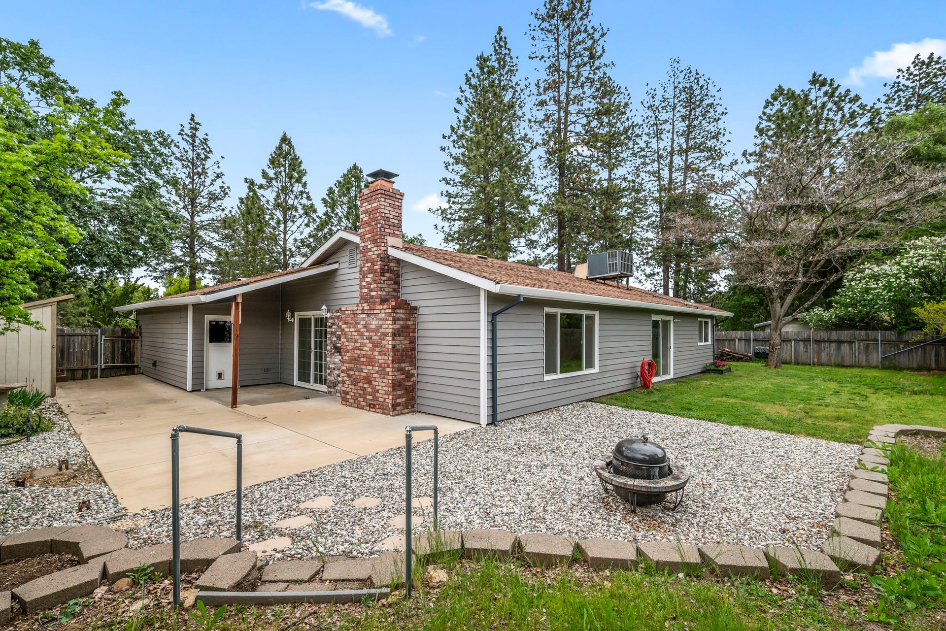 401 Sunlight Dr