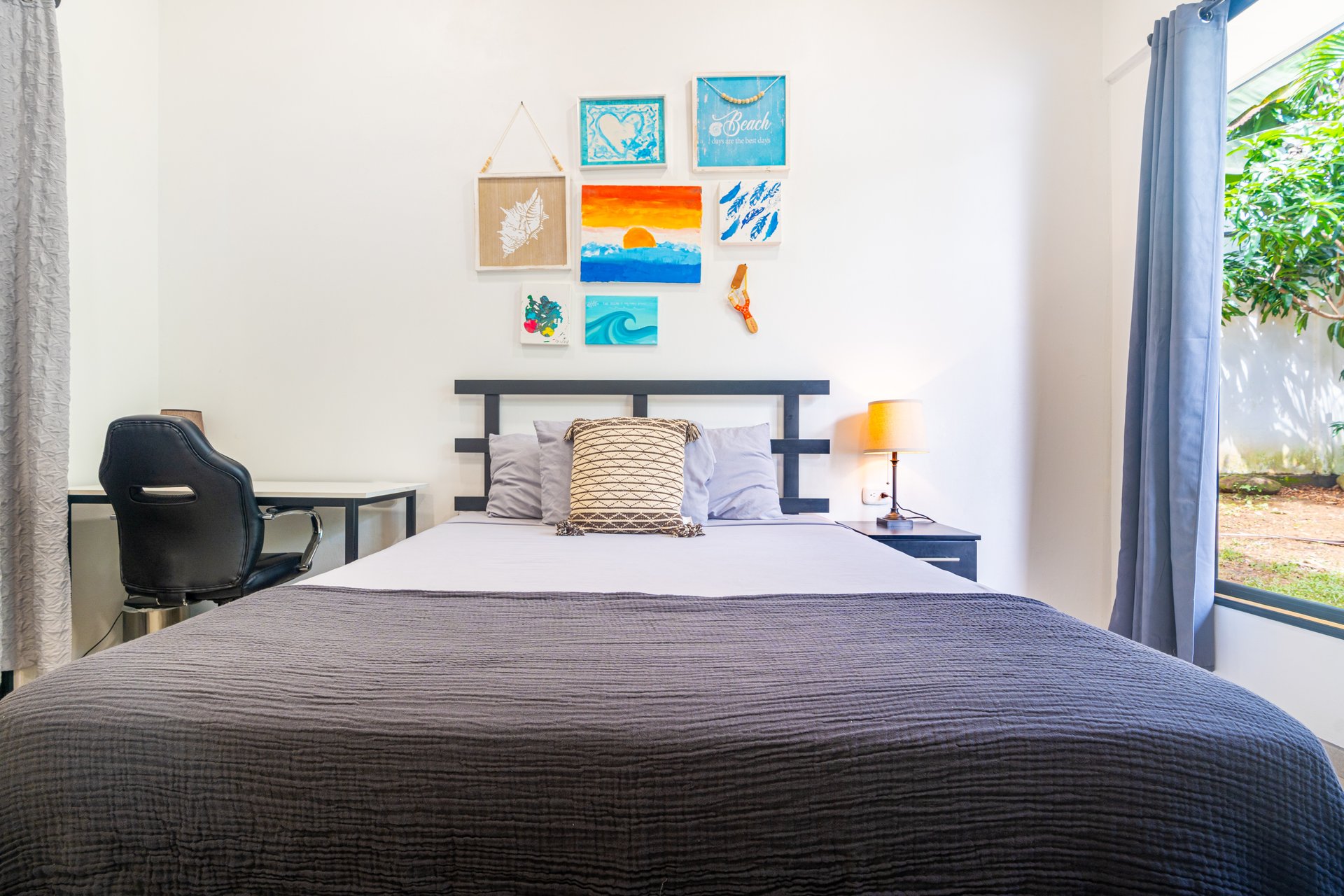 Modern 3 Bedroom Home - Walking distance to it all!