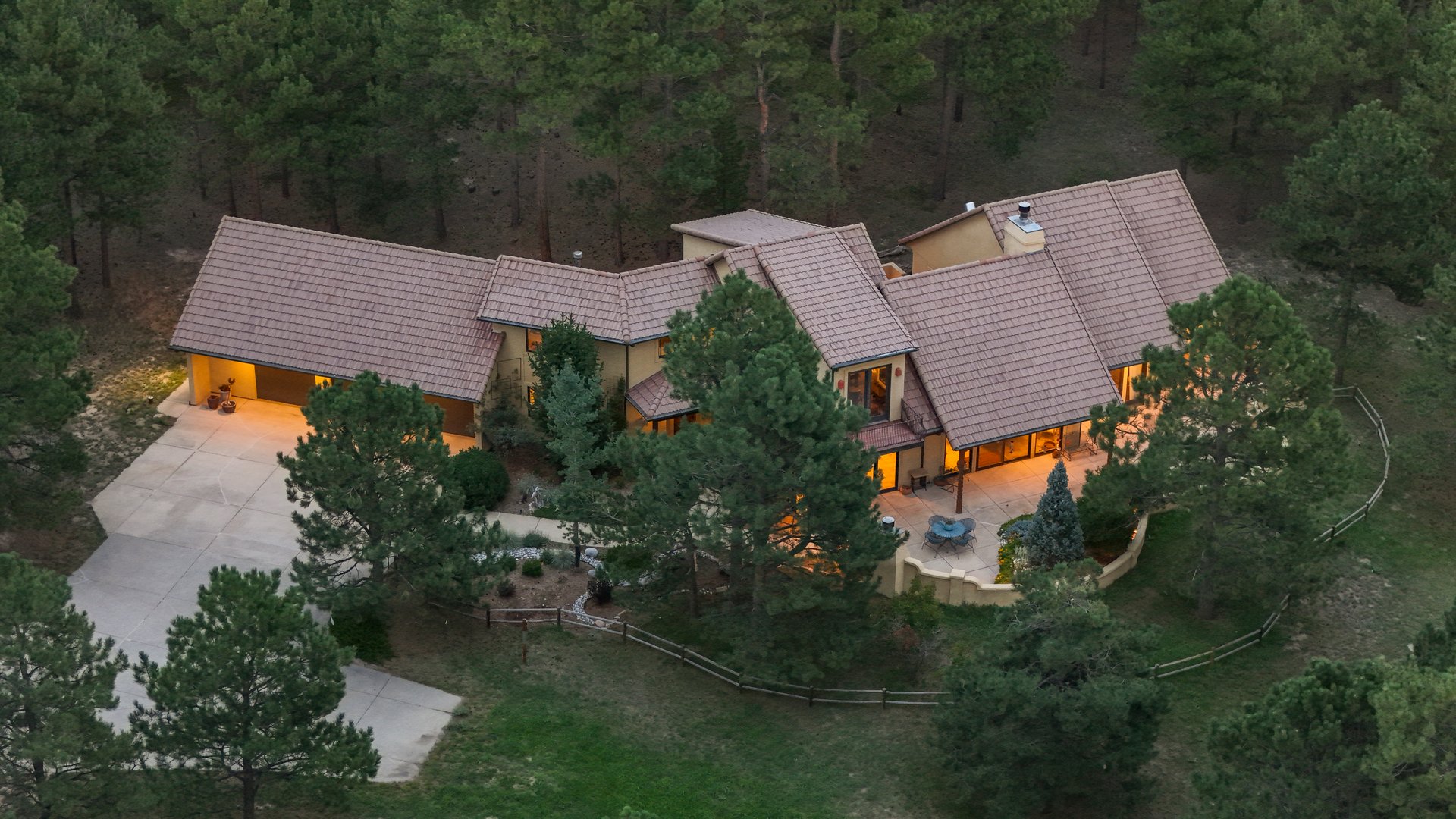 2415 Hodgen Road