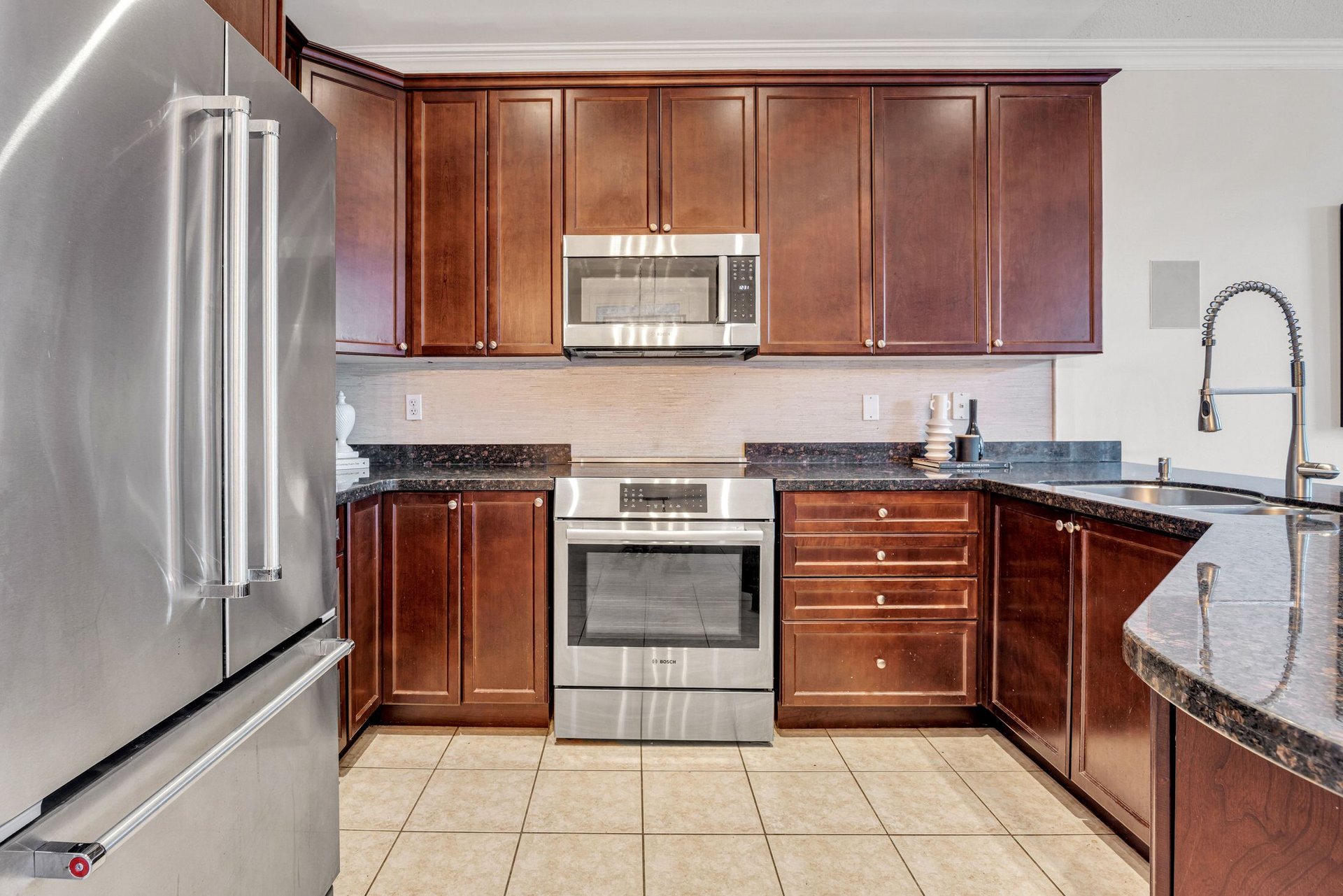 1116 Woodington Lane