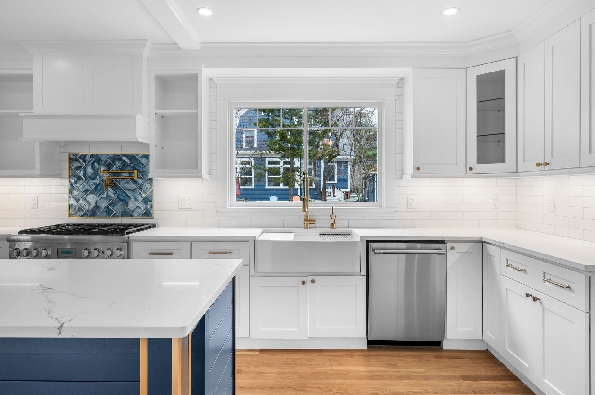 36 Rockaway Ave
