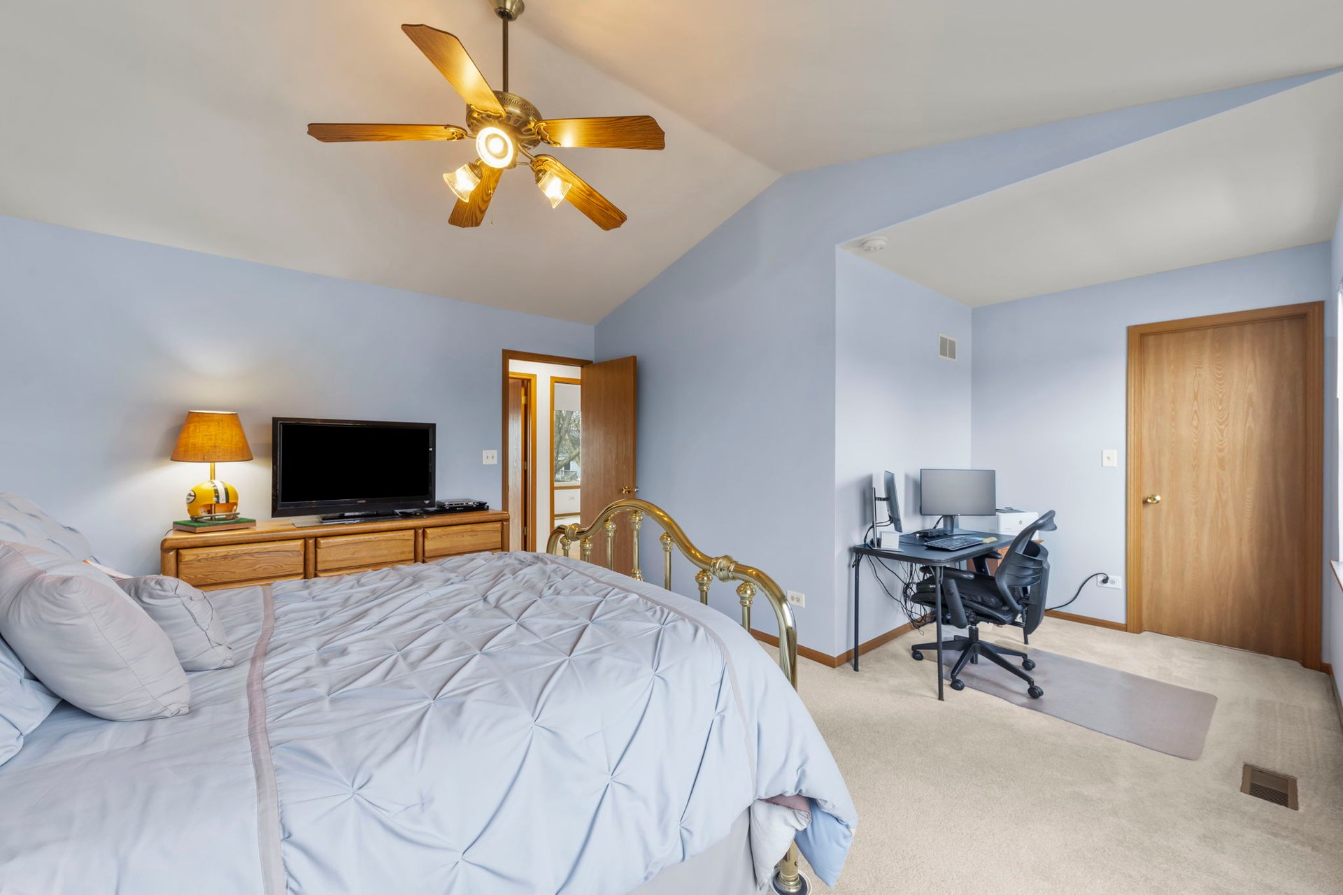 1337 Regent