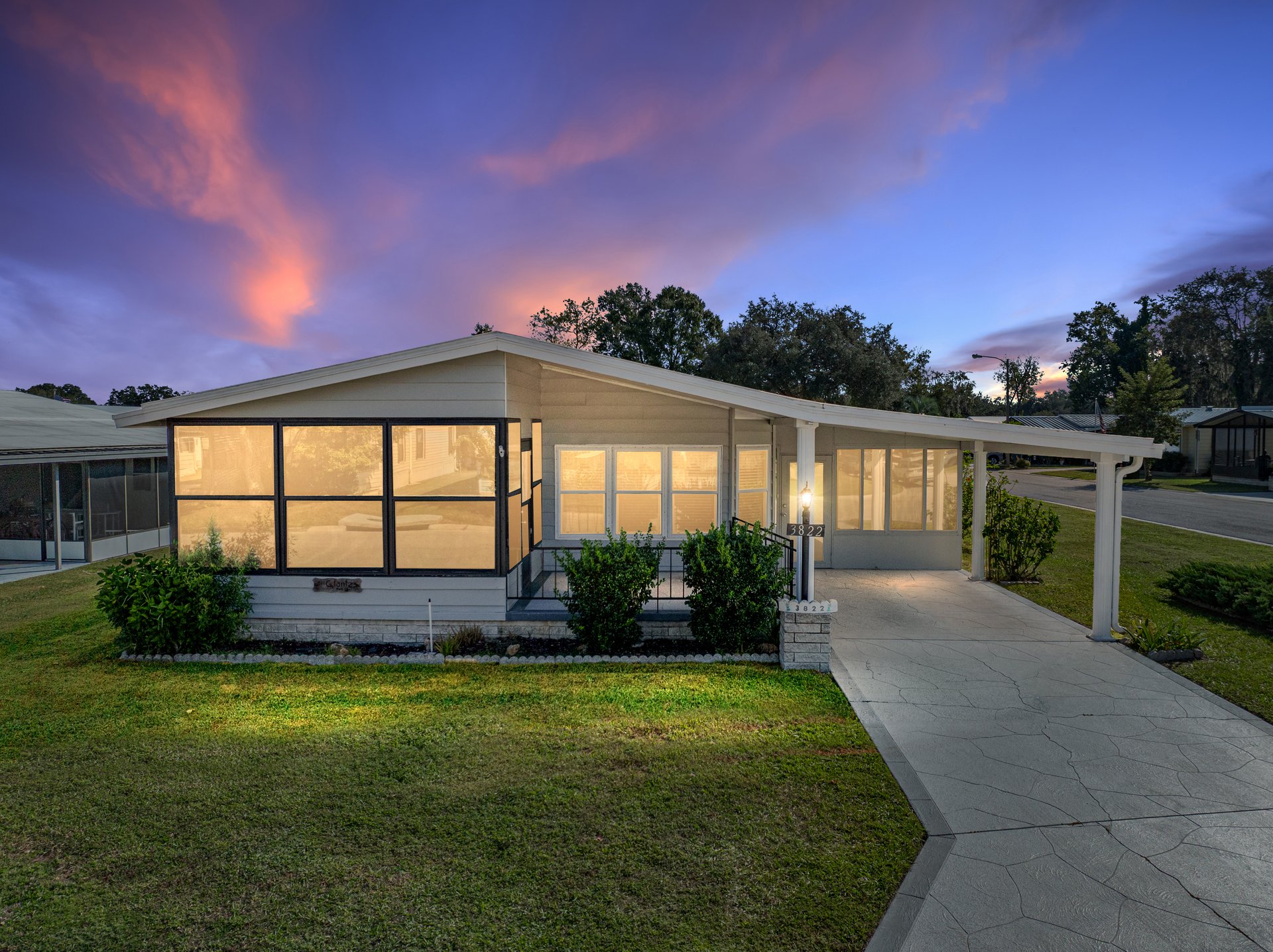 3822 DAMIAN DR
