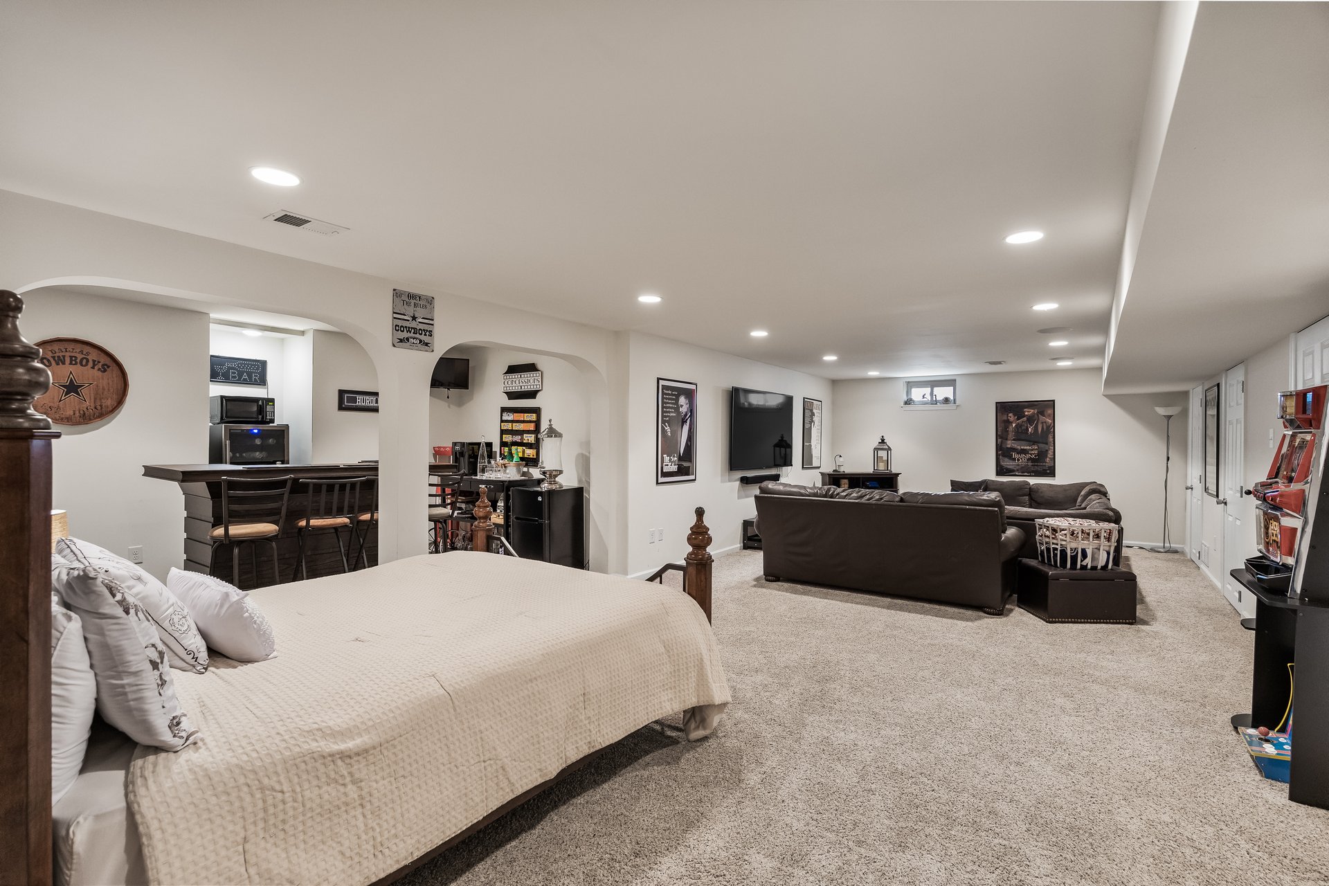 618 Stockton Dr