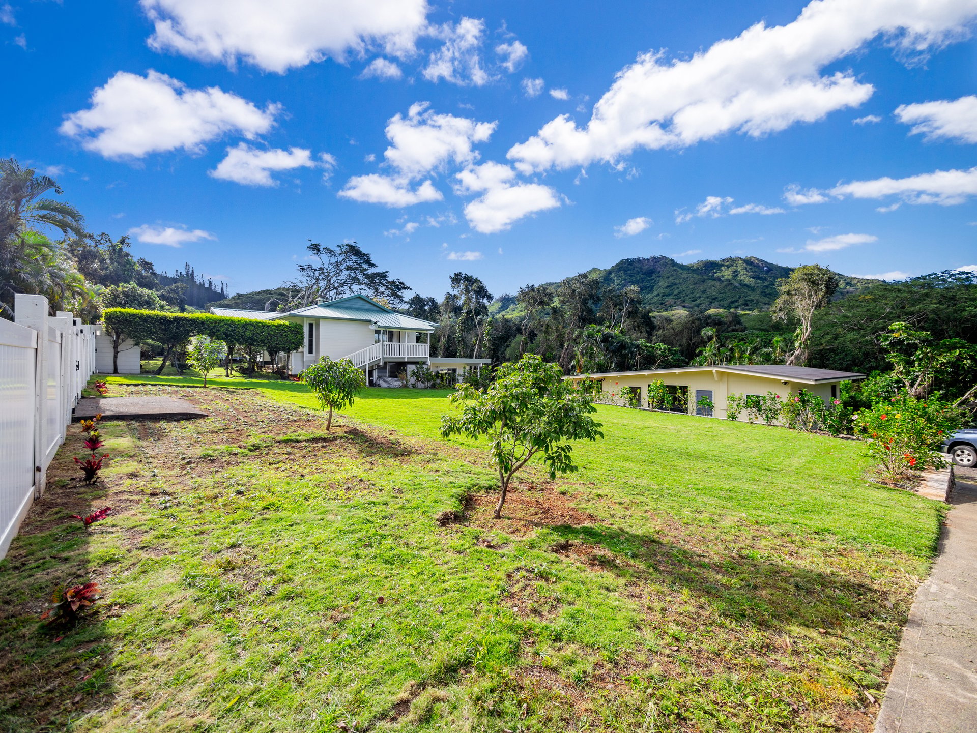 969 Auloa Road