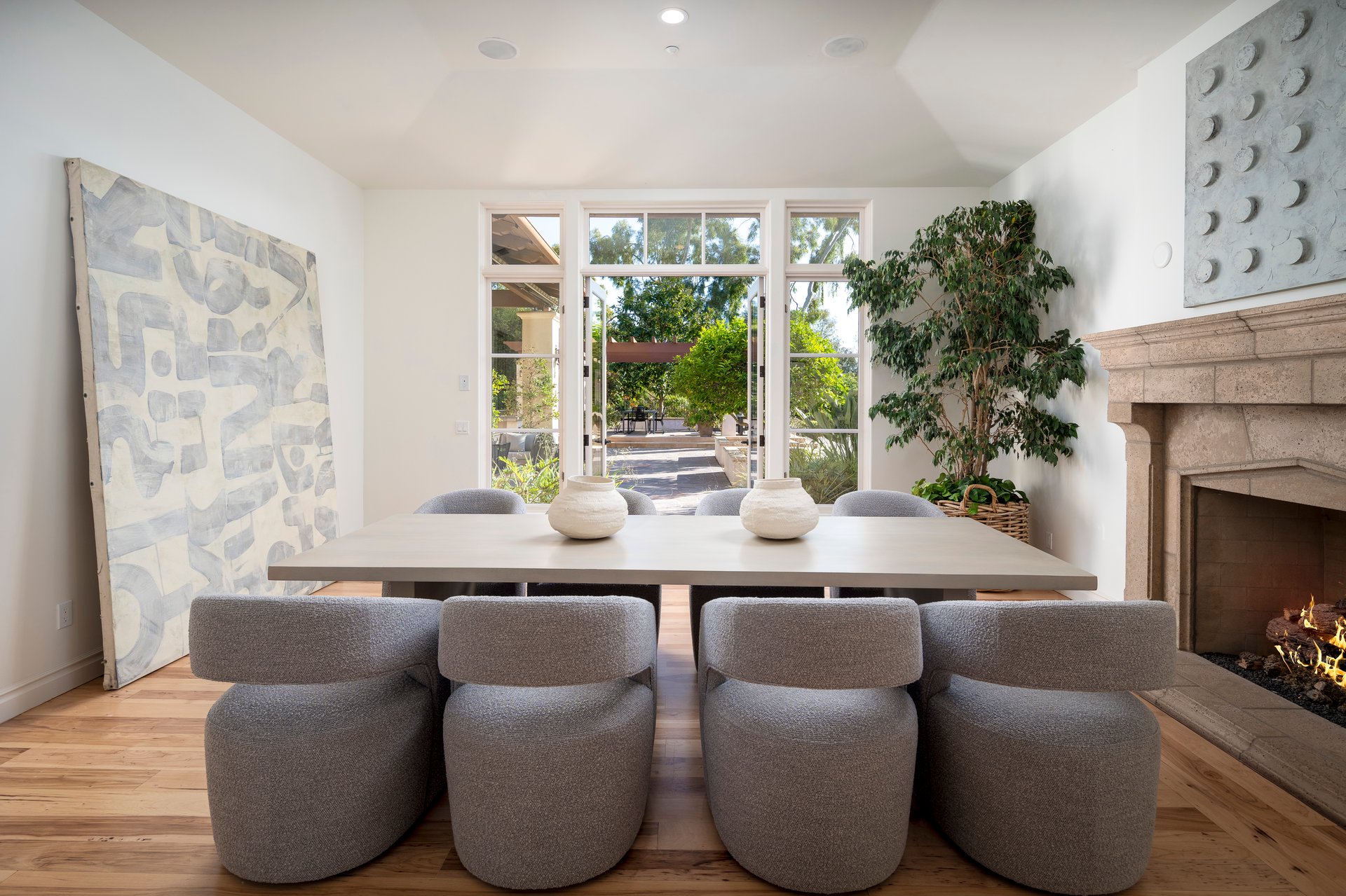 Luxury Living Redefined: Executive Rental in The Bridges