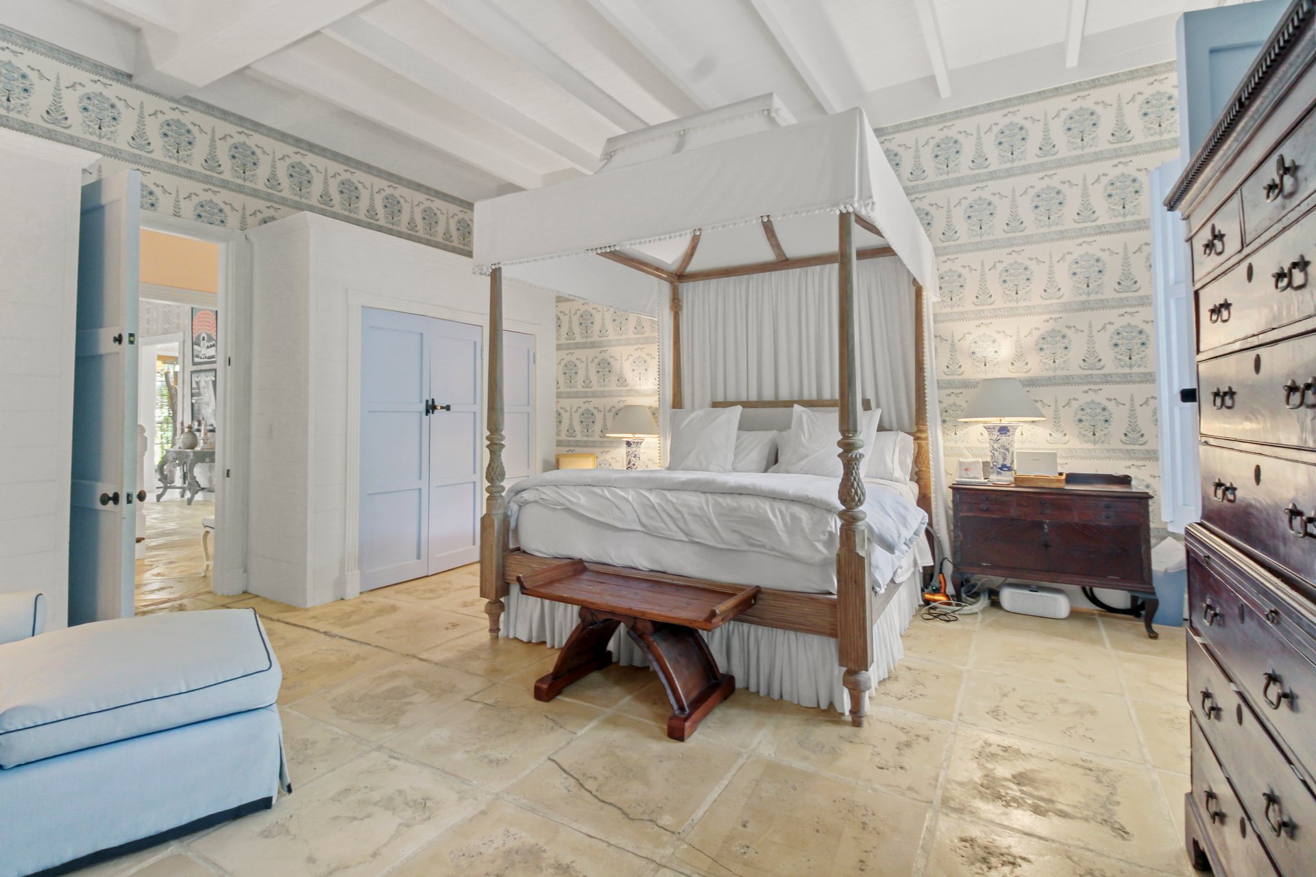 Lyford Cay | Private, Hidden Gem
