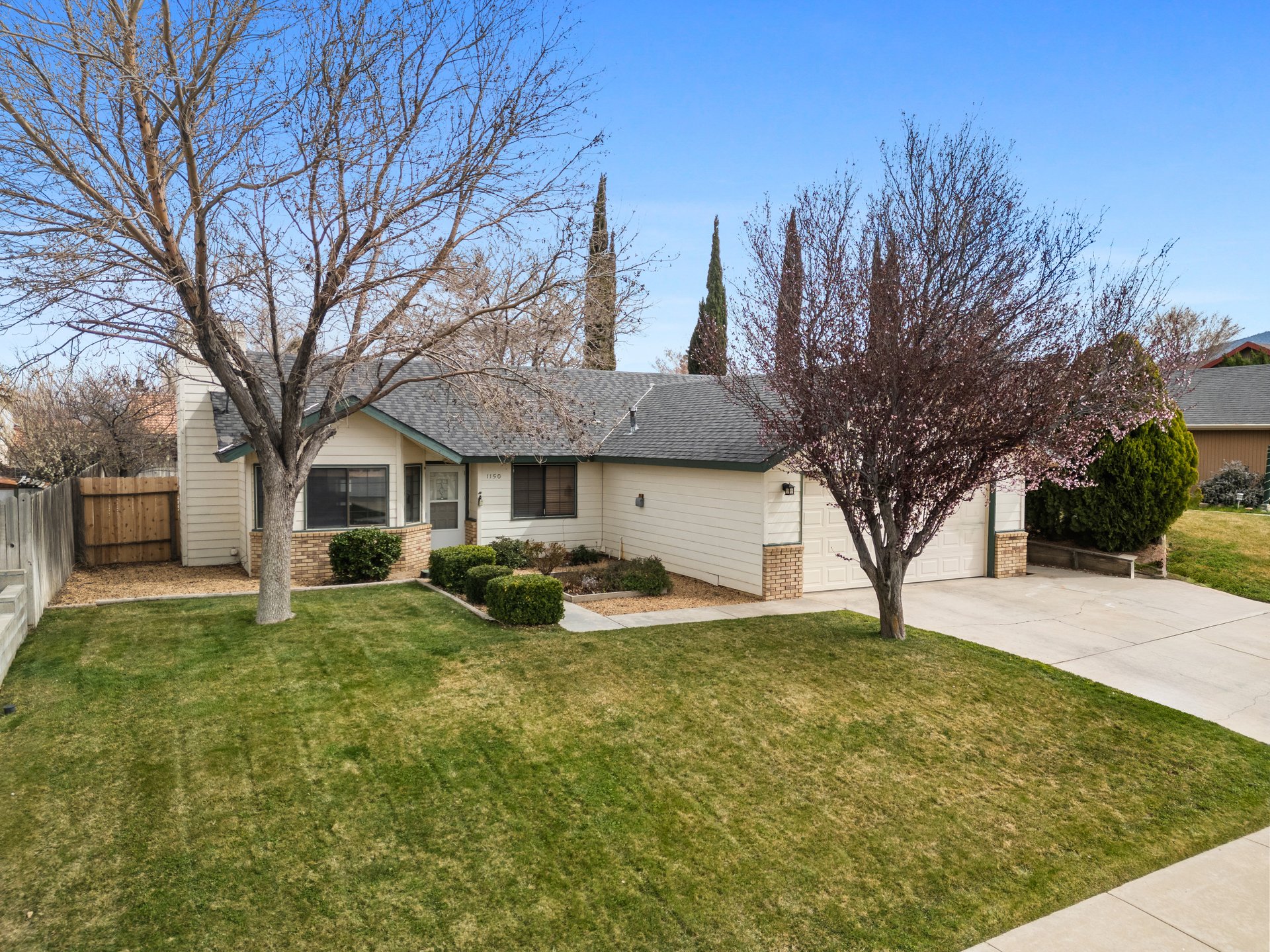 Charming Downtown Tehachapi Home – 1150 Magnolia Court