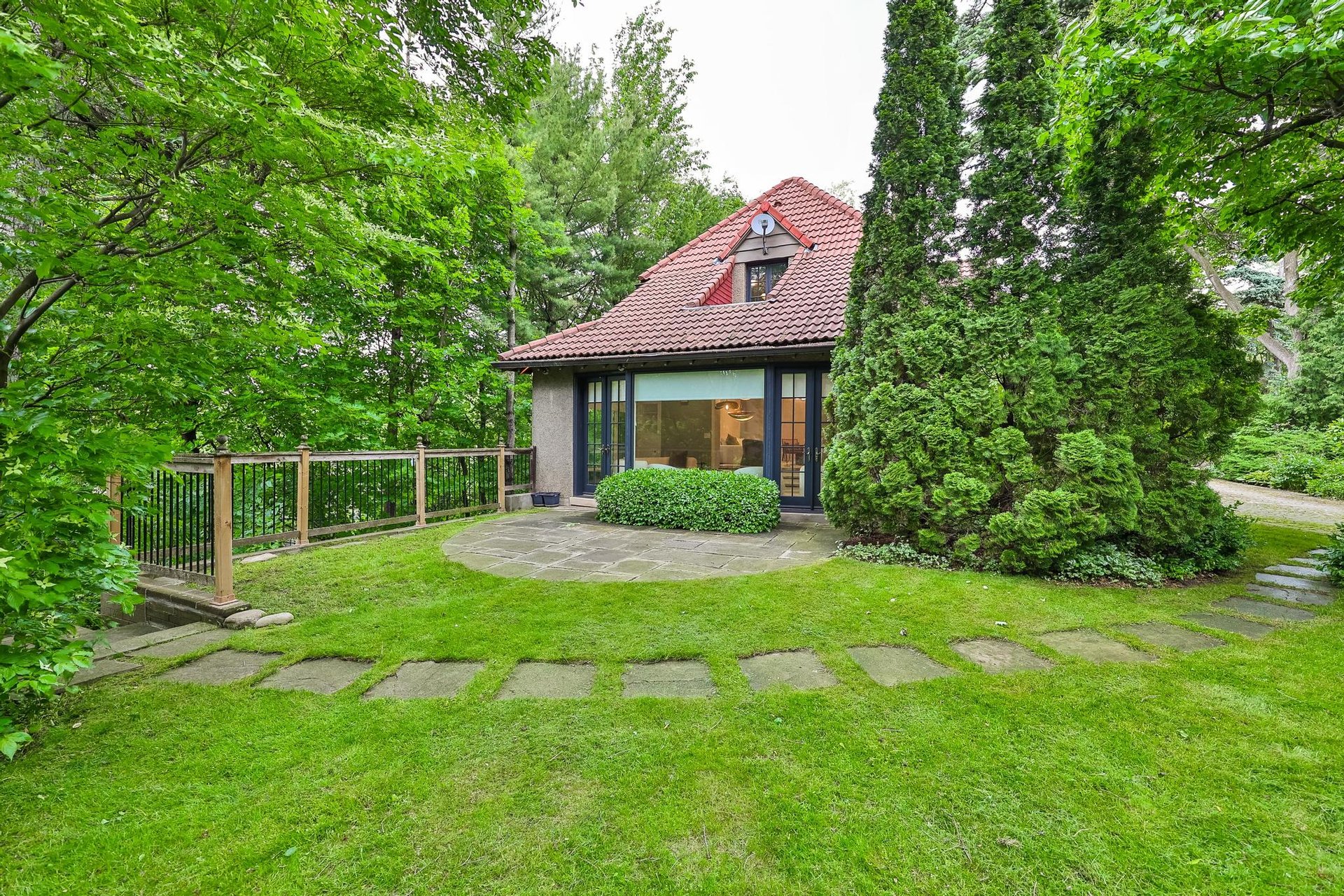 Extraordinary Ravine Lot