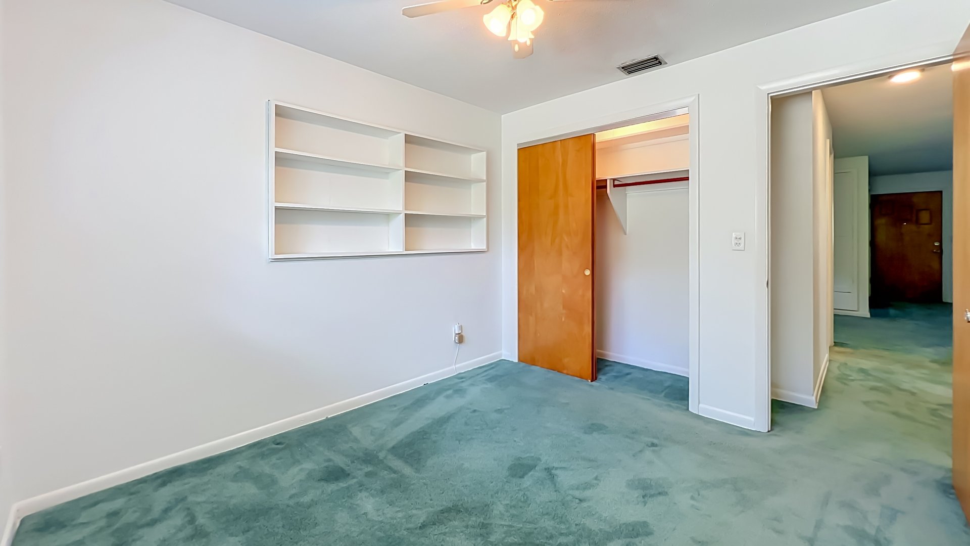 Colonialtown 3-Bedroom 1.5-Bathroom Home with Terrazo Floors