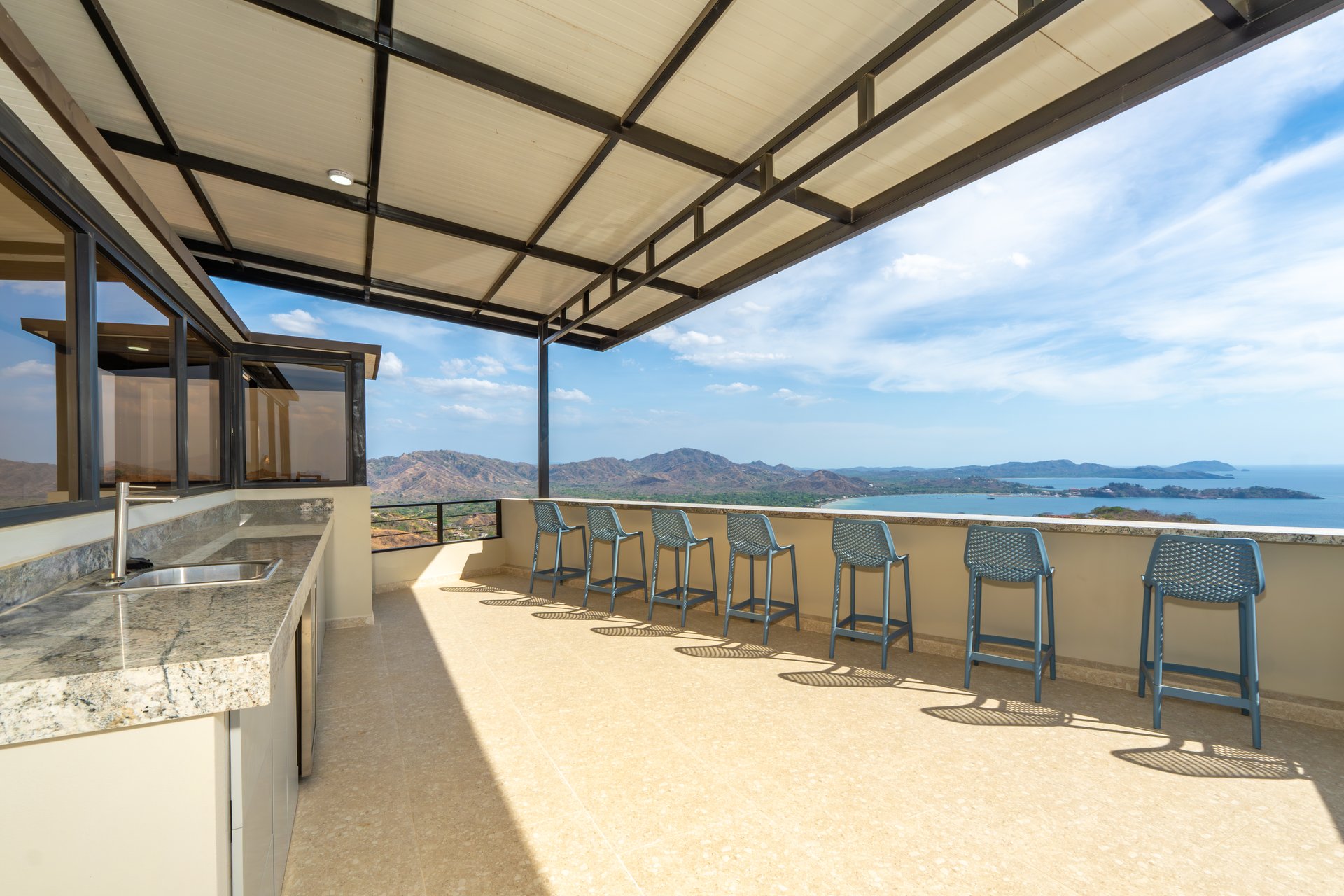 Casa Vista Escondida | 5 Bedroom Ocean View Estate with Seller Financing & Additional Lot in Playa Potrero Costa Rica
