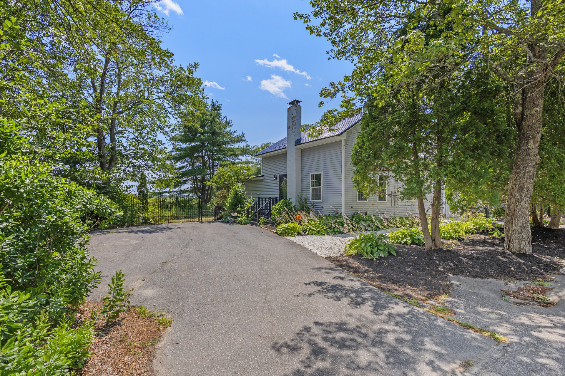 4 Old County Road