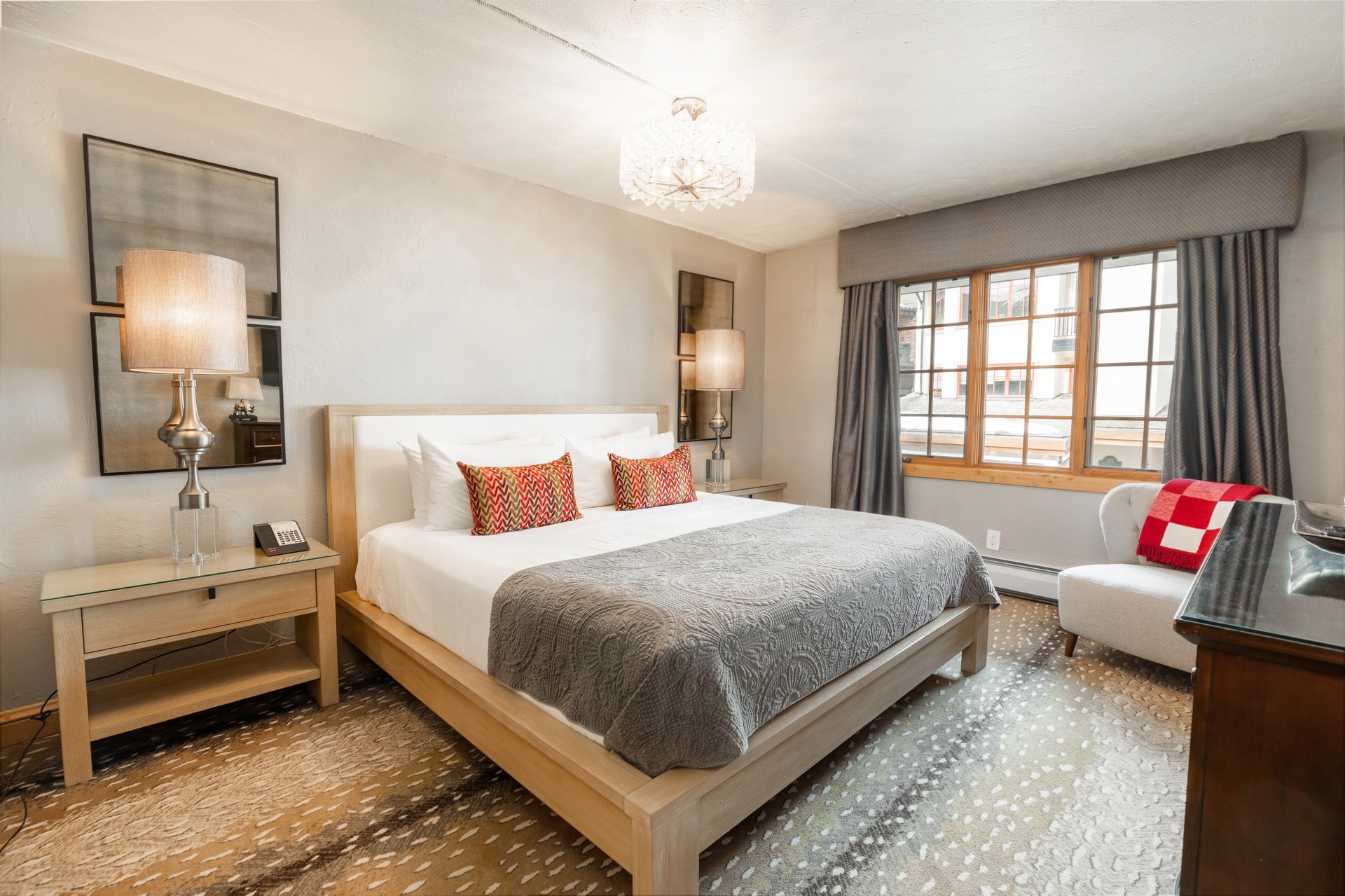 The Lodge at Vail Condominiums #262