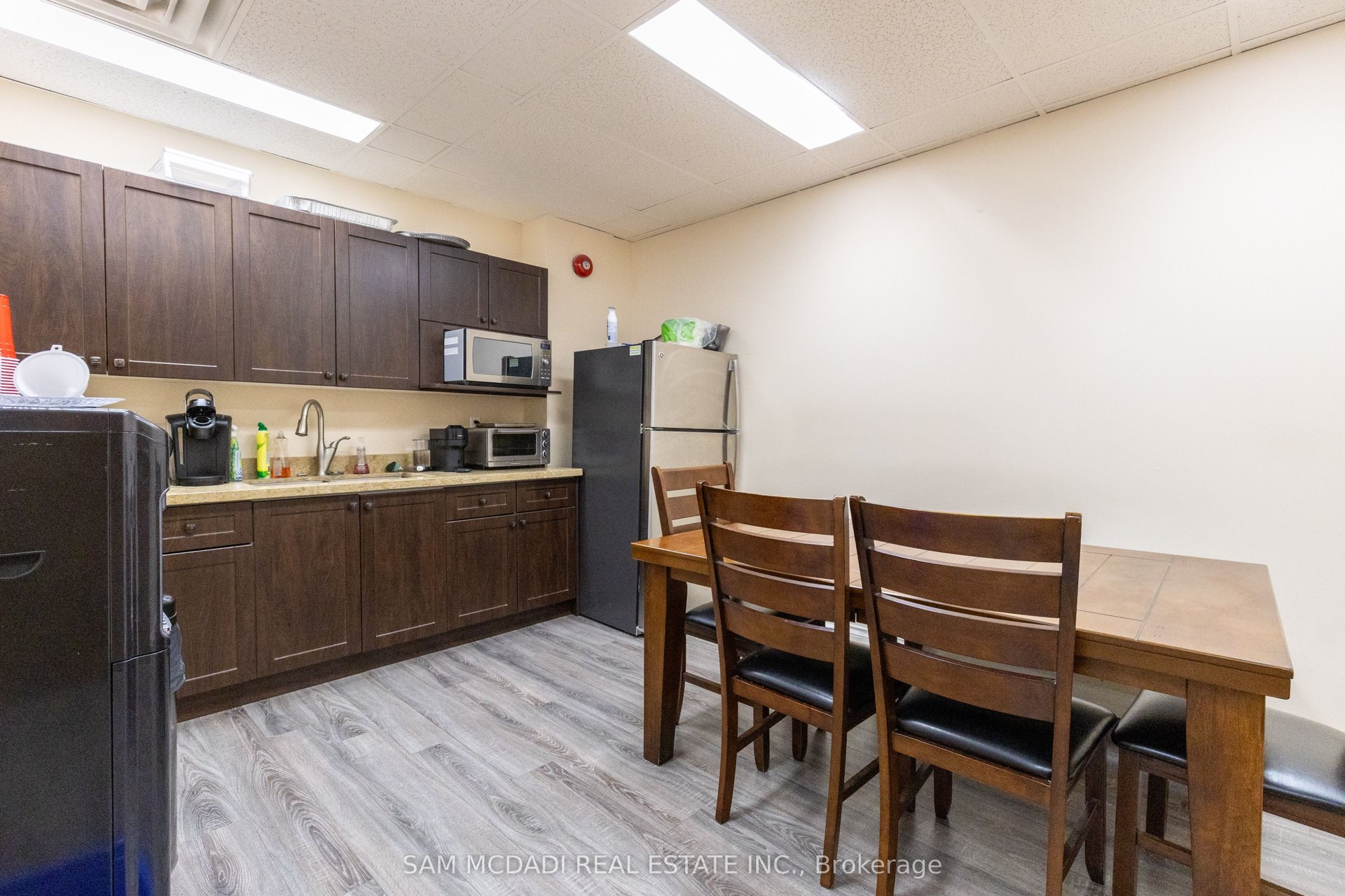 2800 Skymark Ave, #309