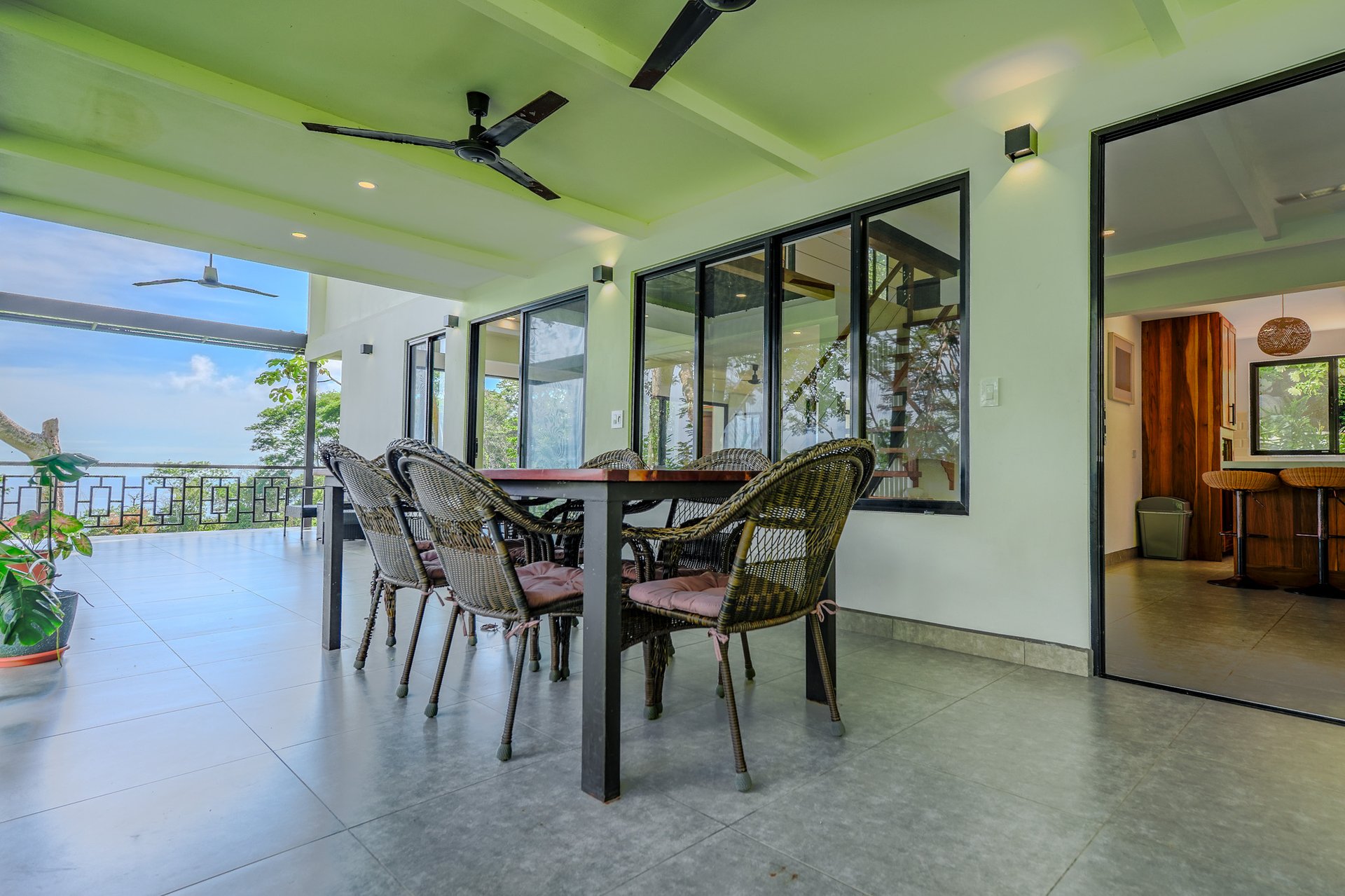 Casa La Roca, Whale's Tail 3 Bedroom Home In Uvita!