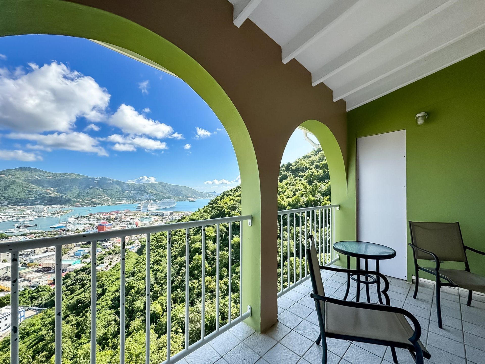 876 1 Bedroom Apartment near Road Town
