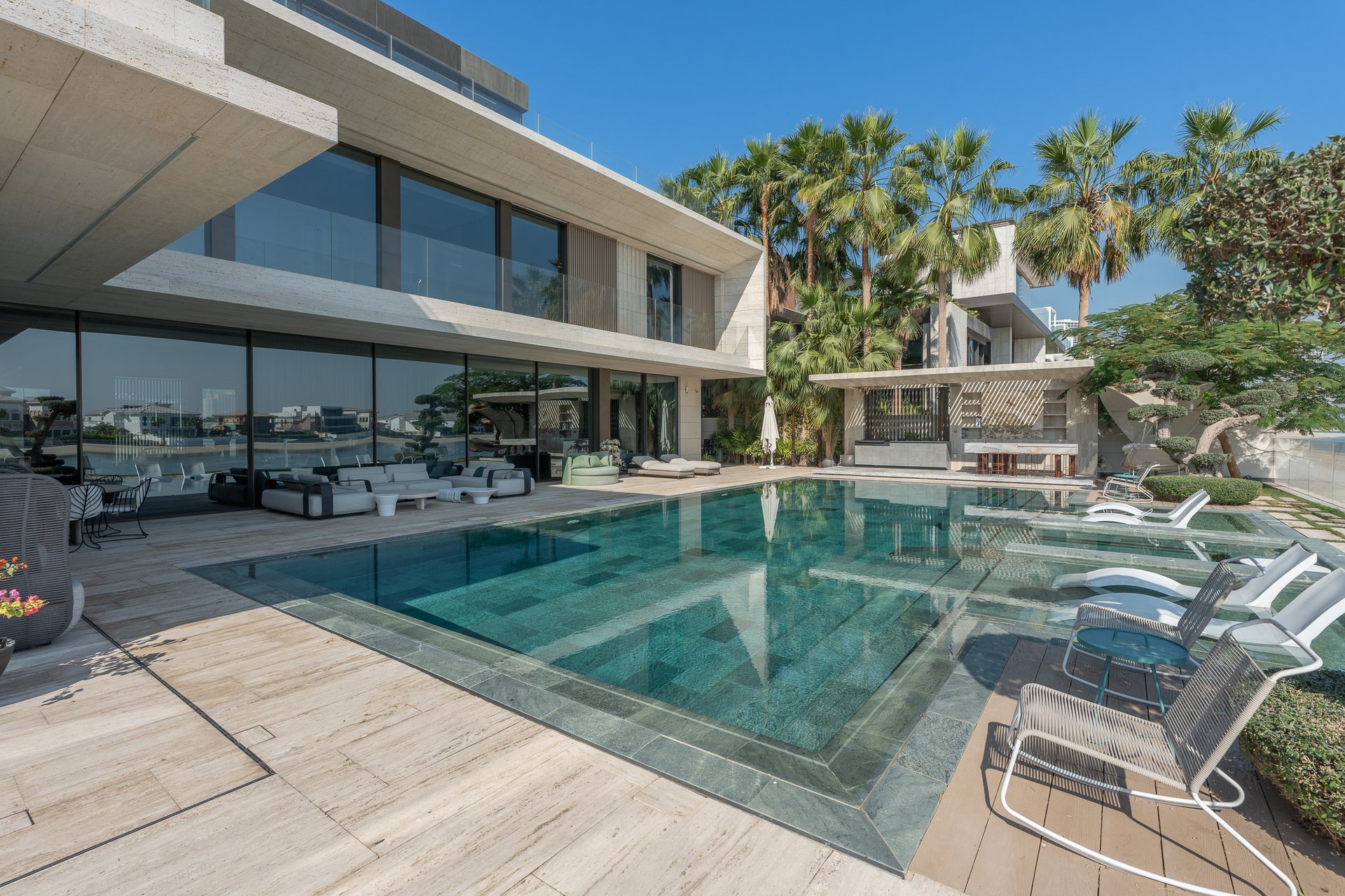 Palm Jumeirah Mansion