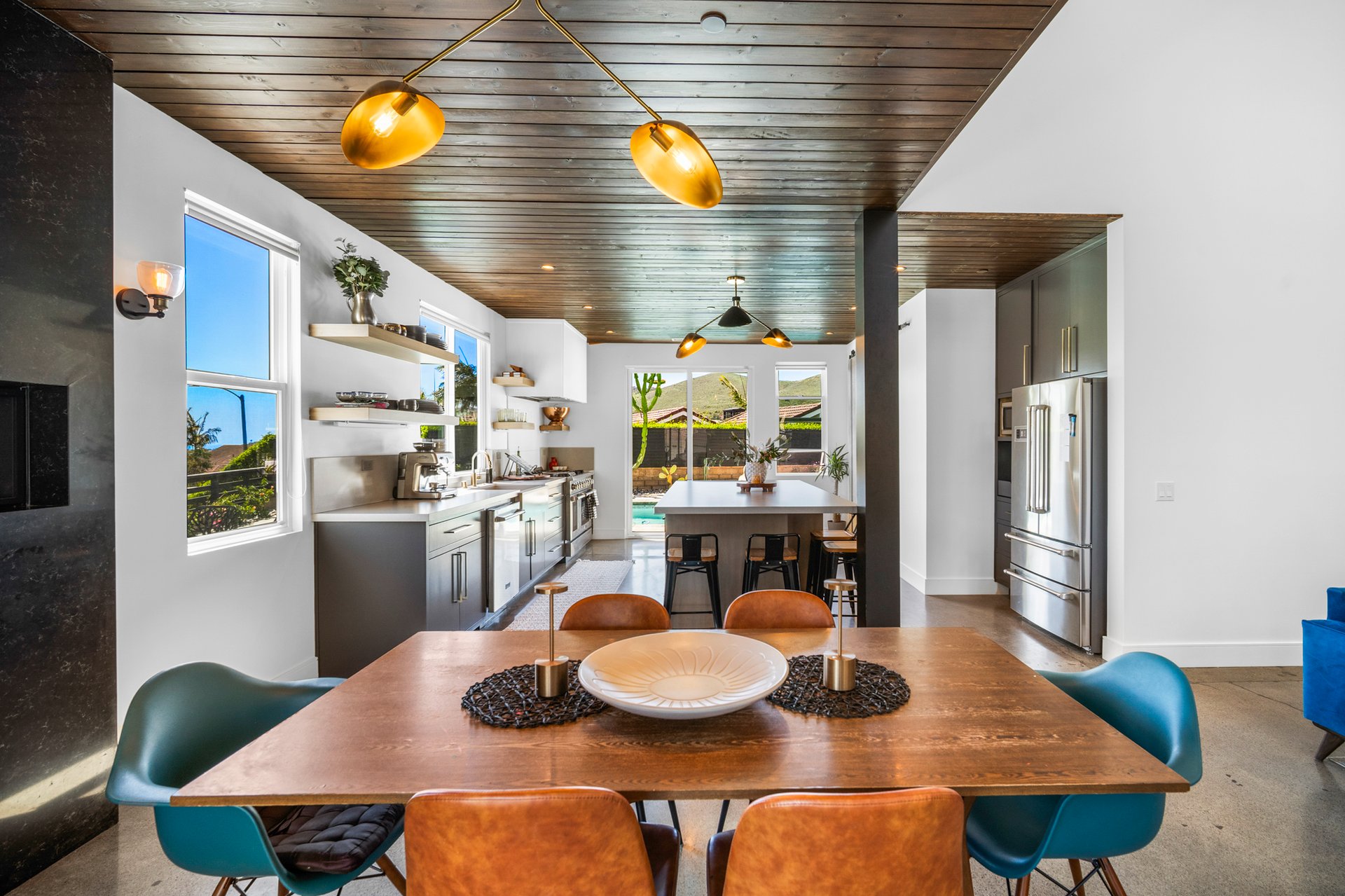 2930 Estancia