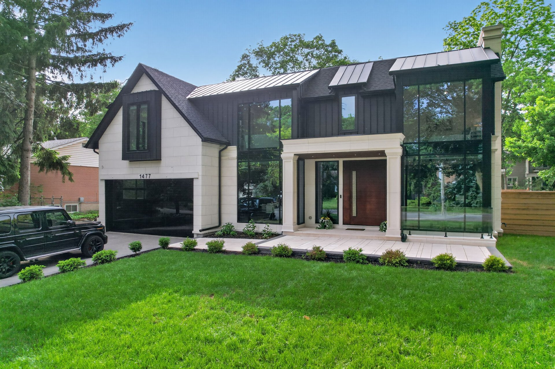 1477 Duncan Road