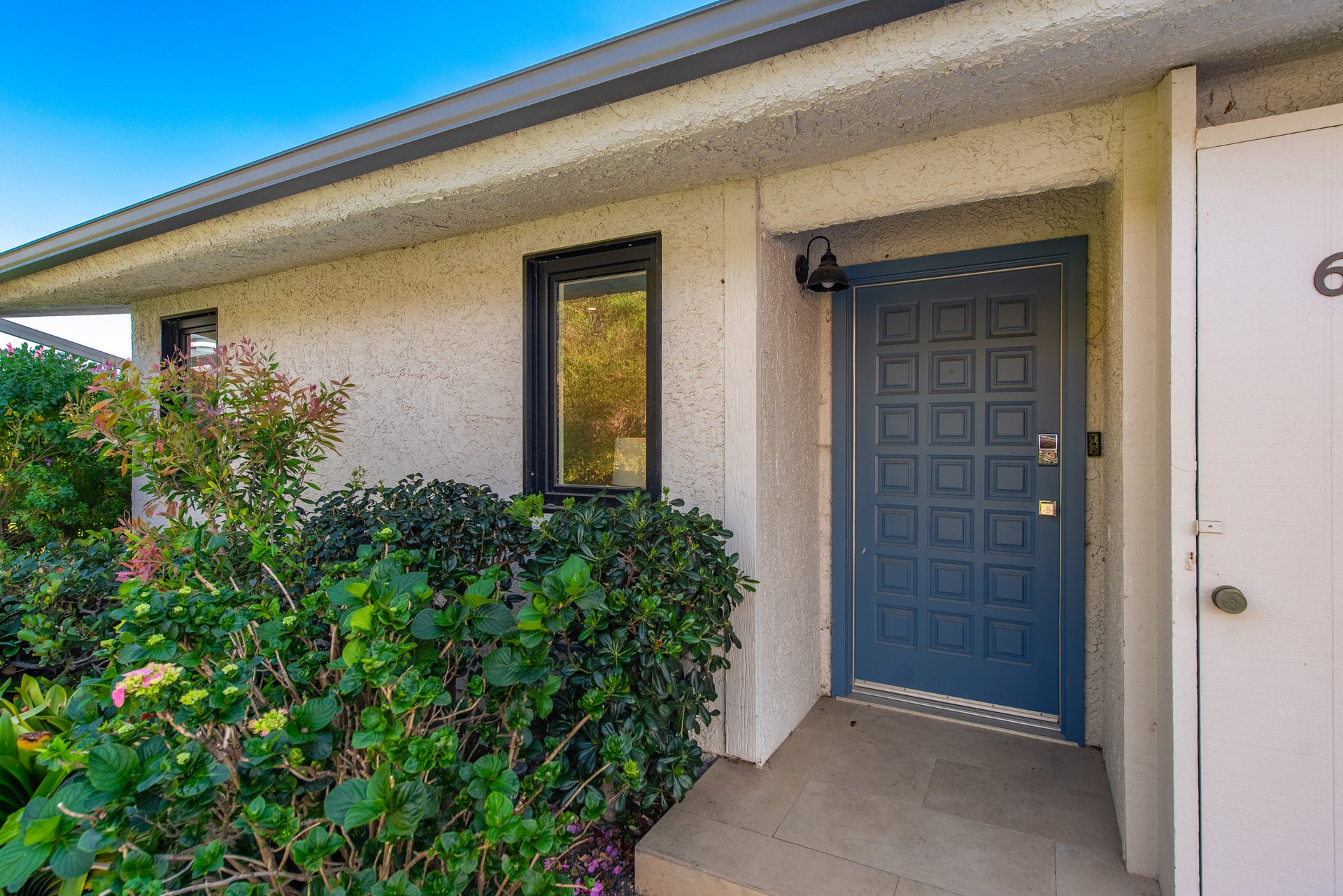 Sensational Bluff Top Malibu Townhome