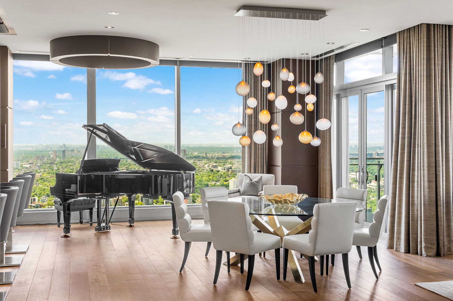 Four Seasons Residence