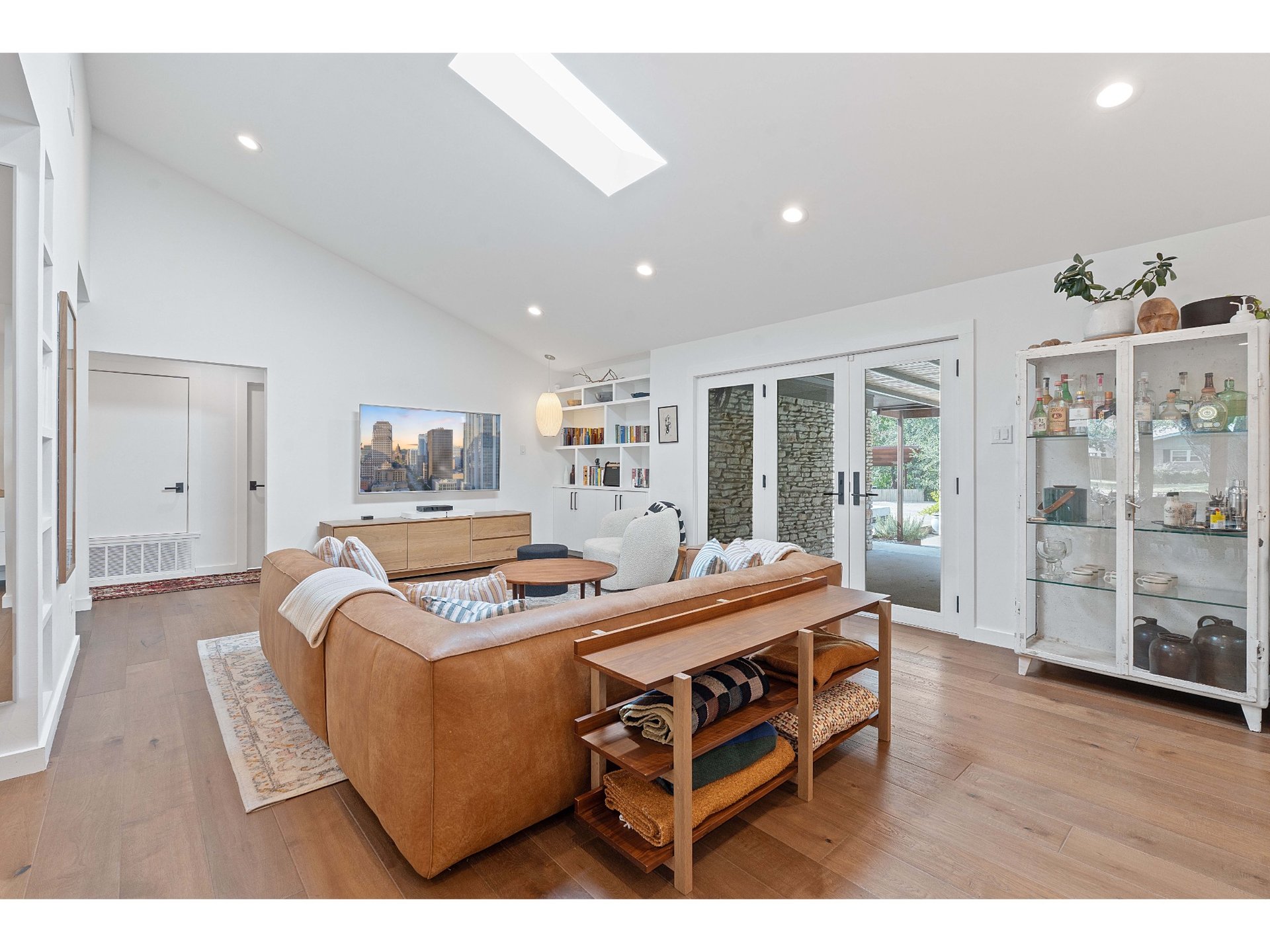 4508 Erin LN