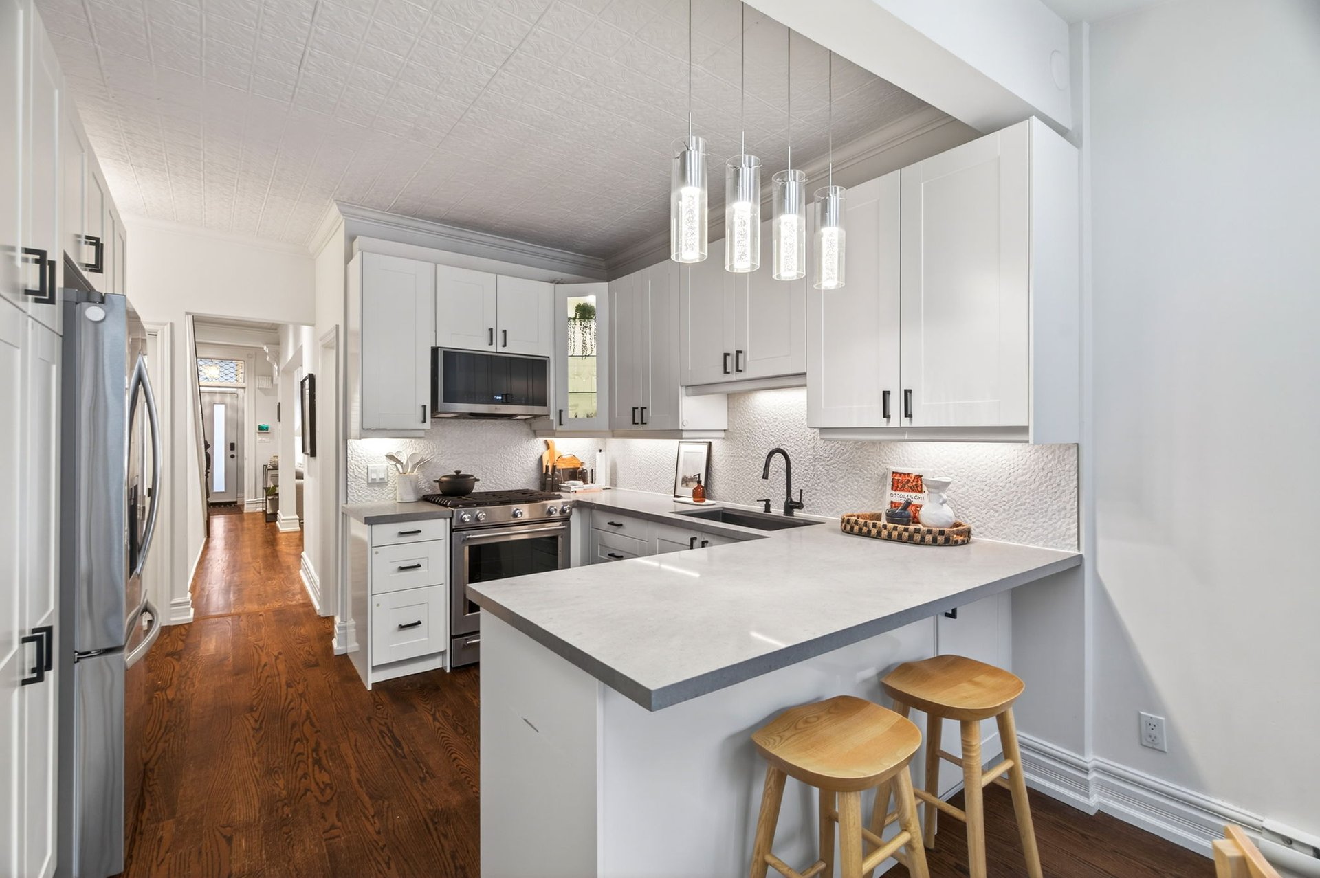 SOLD: Standout Residence In Coveted Summerhill