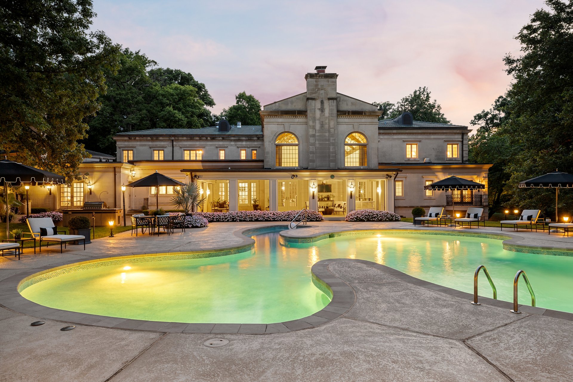 456 Sheffield Estate Drive