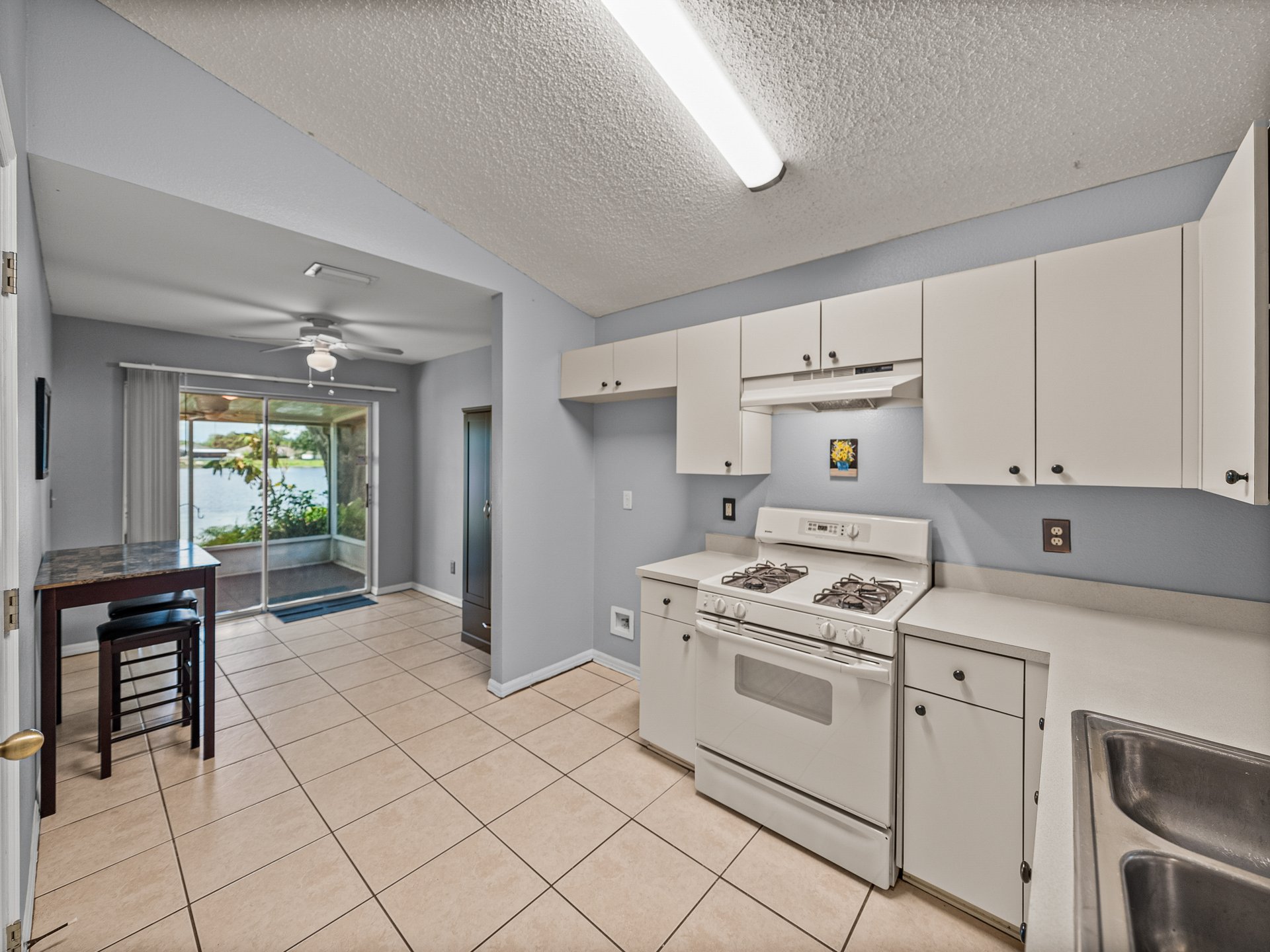 22829 SAINT THOMAS CIR