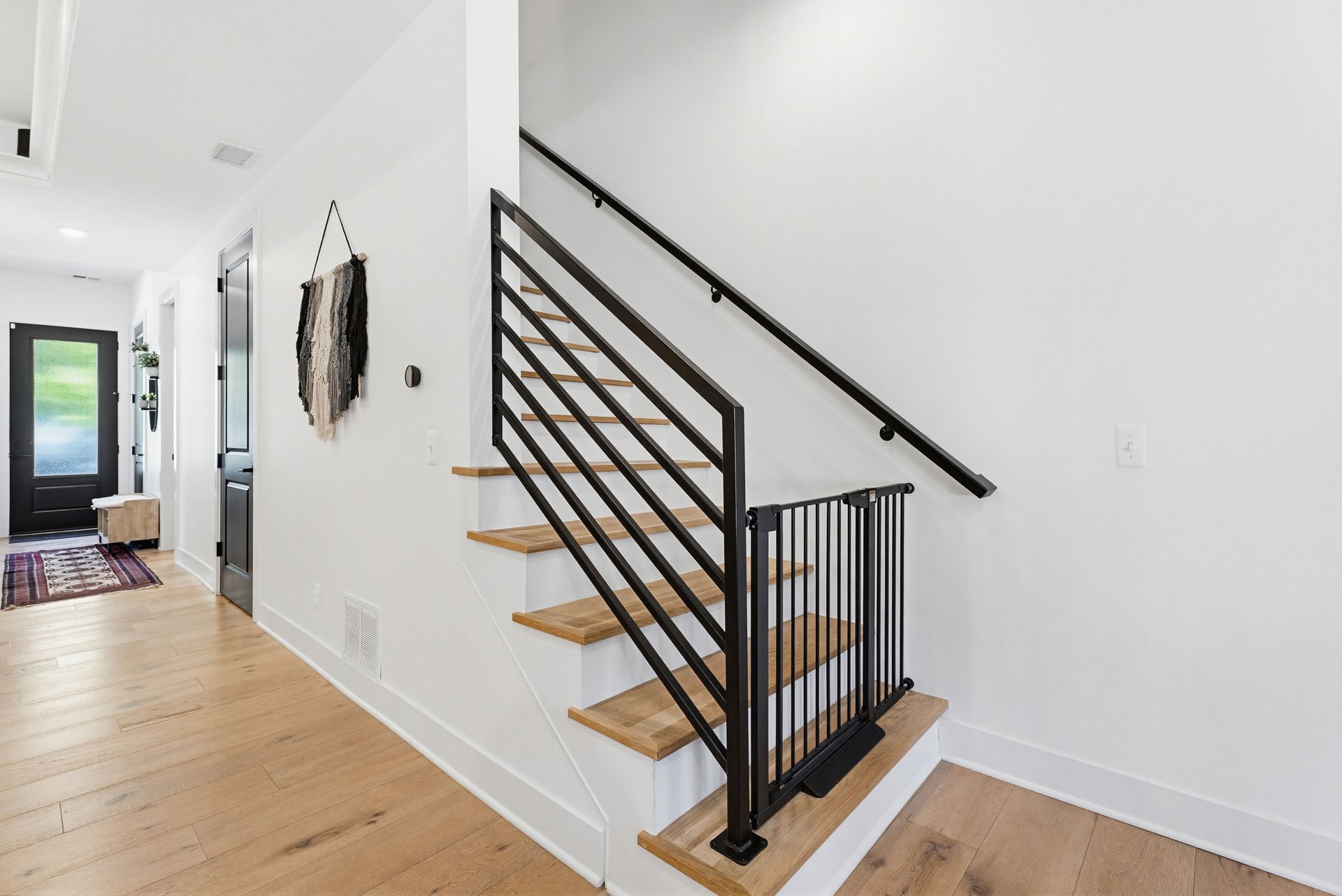 710 E Parent Ave