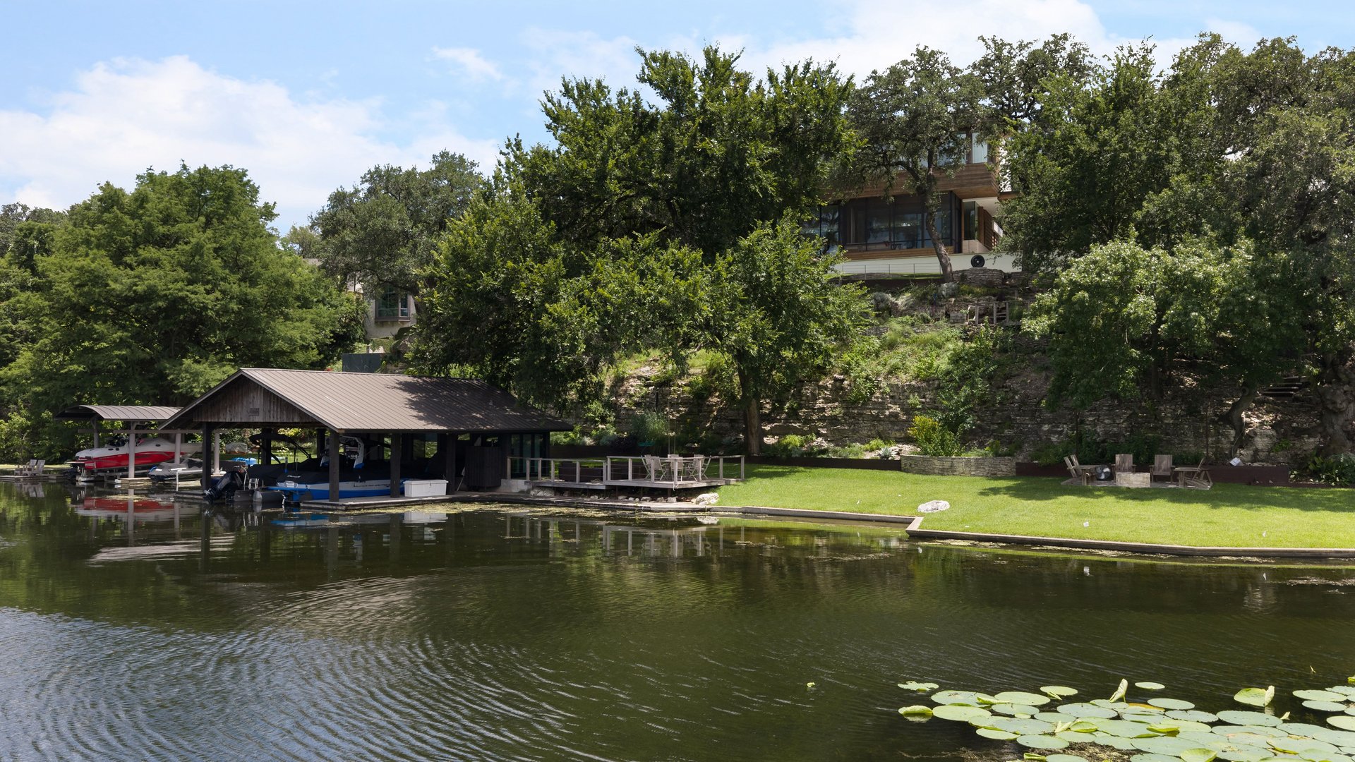 Scenic Drive Estate