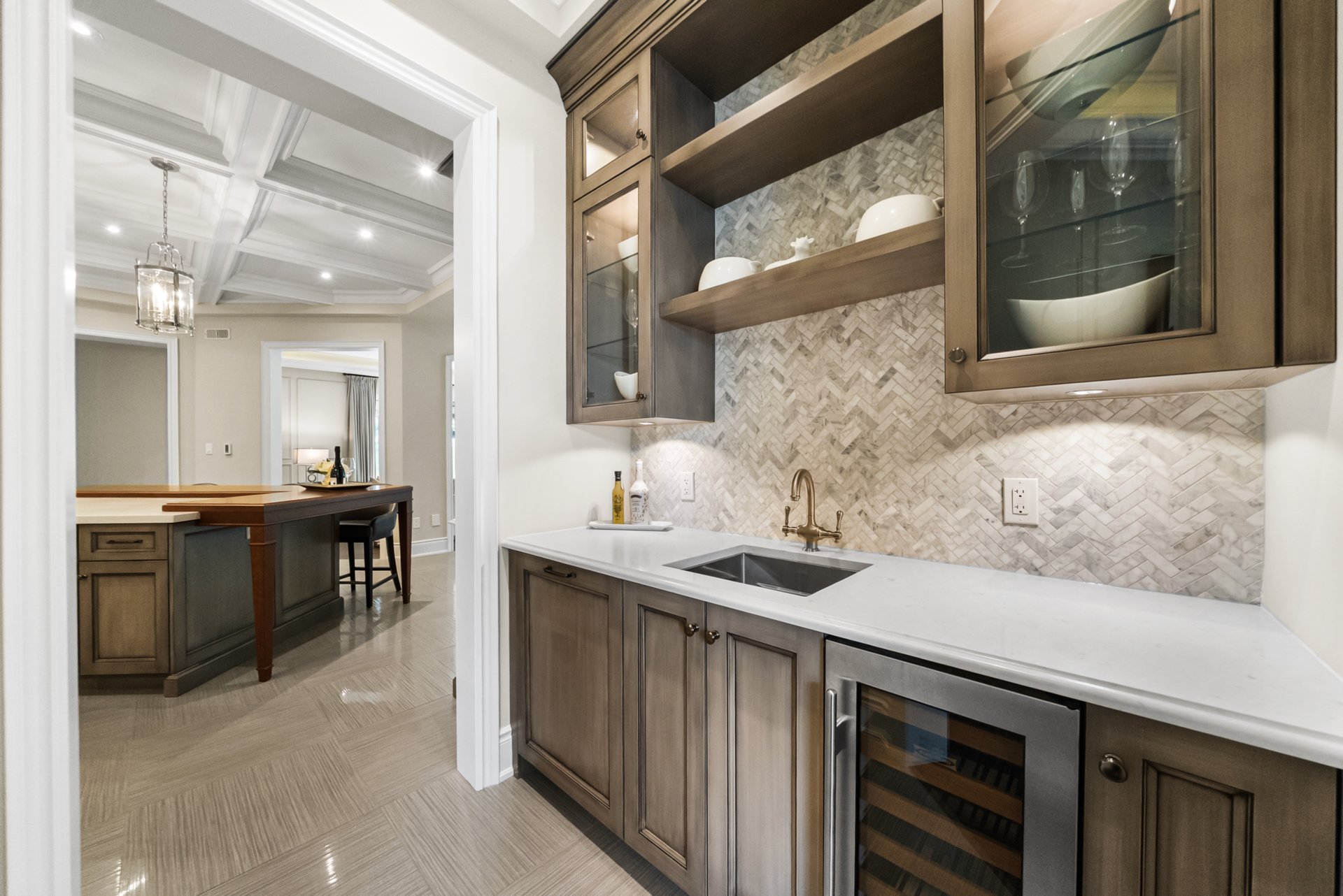 SOLD: Elegant Model Residence