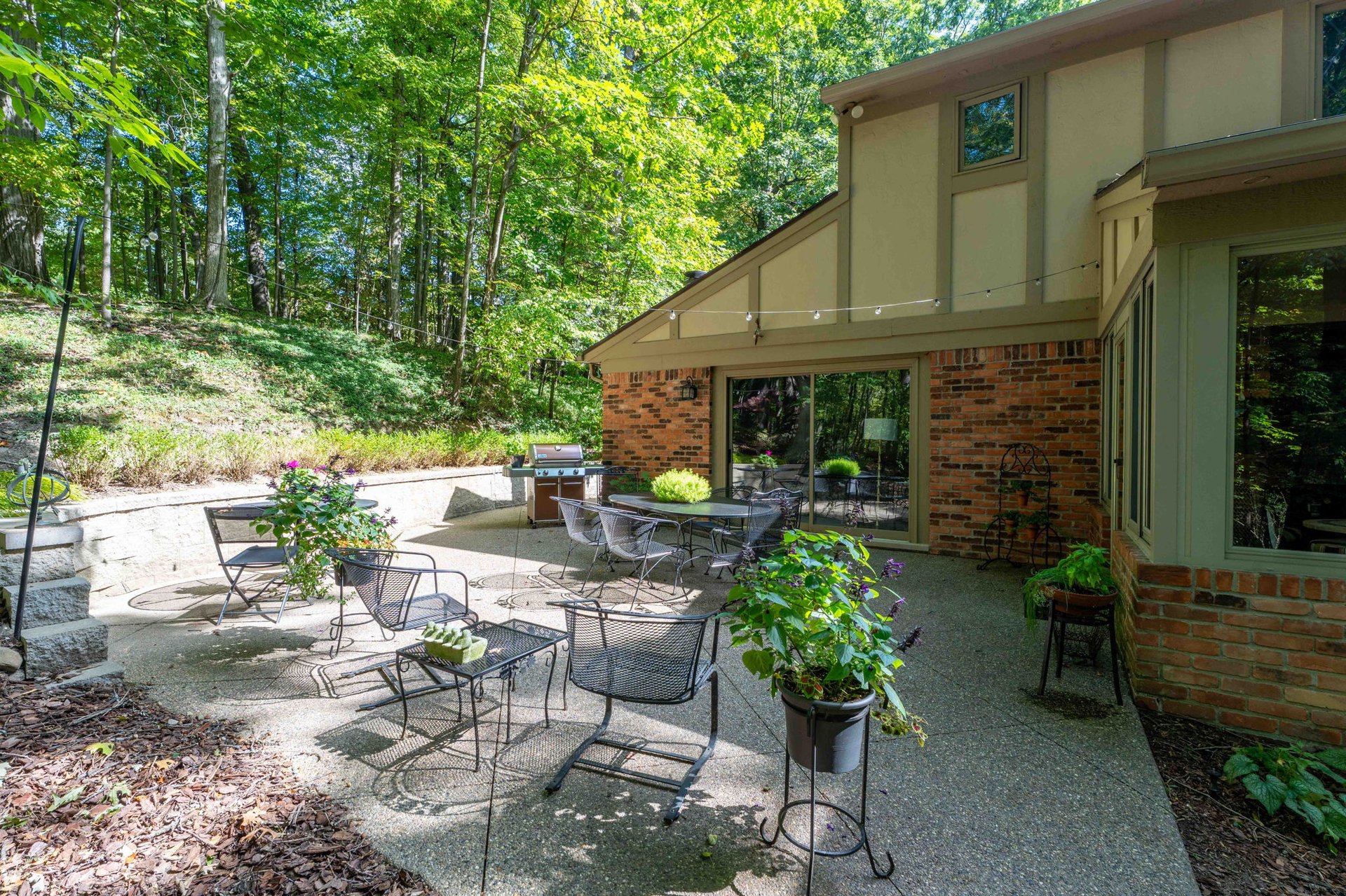 1100 Bretton Lane, Bloomfield Hills