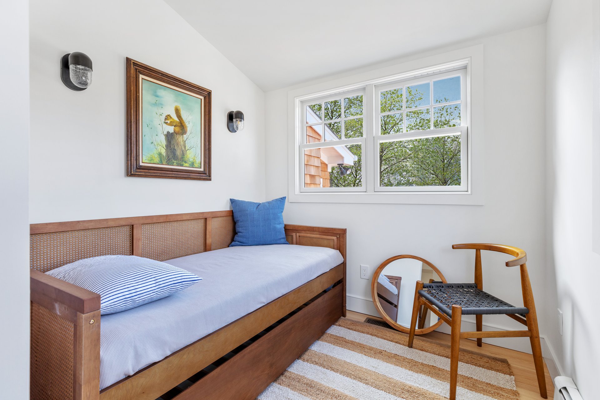 CHARMING AND COMPLETELY RENOVATED 