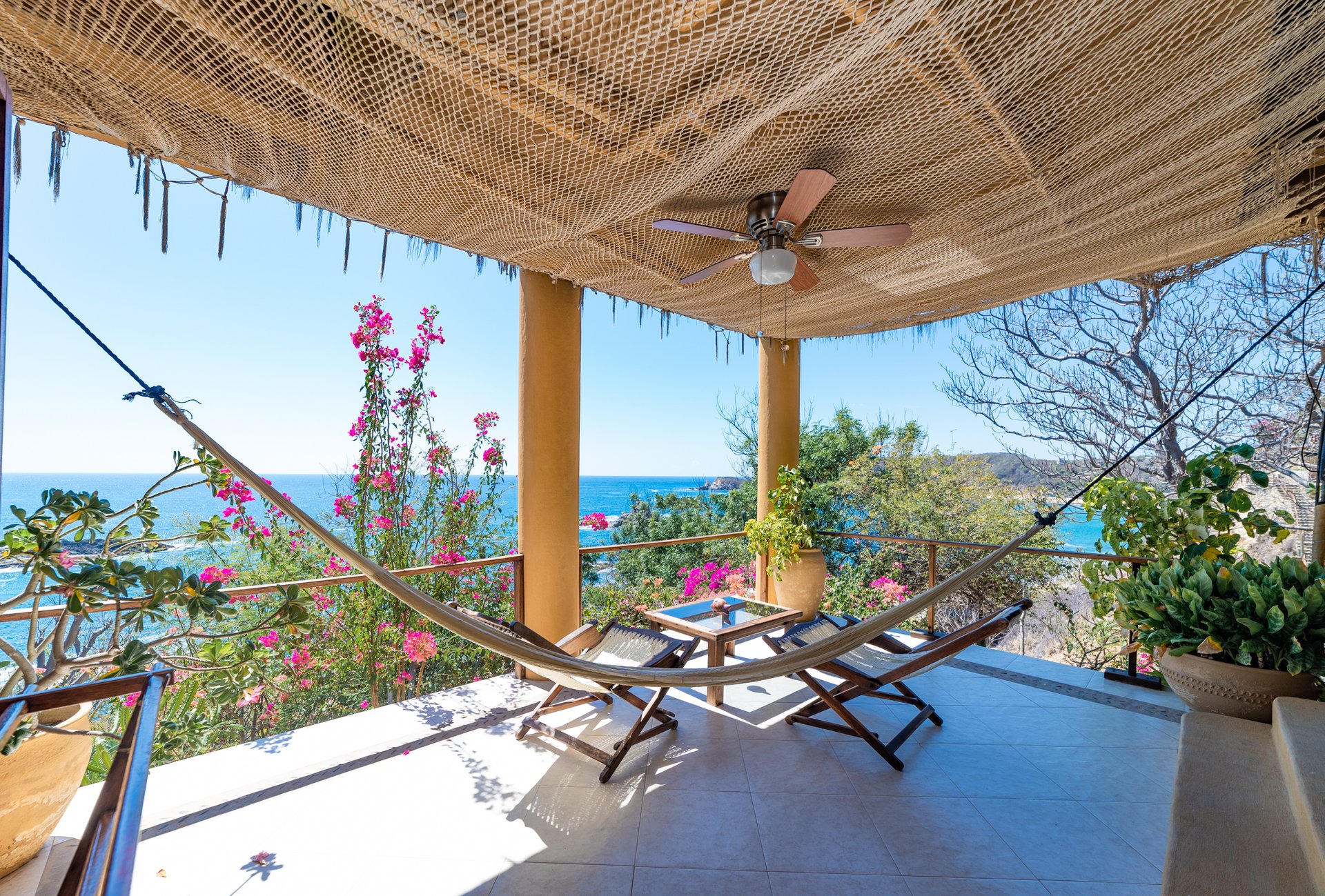 Hotel & Family Compound Mazunte