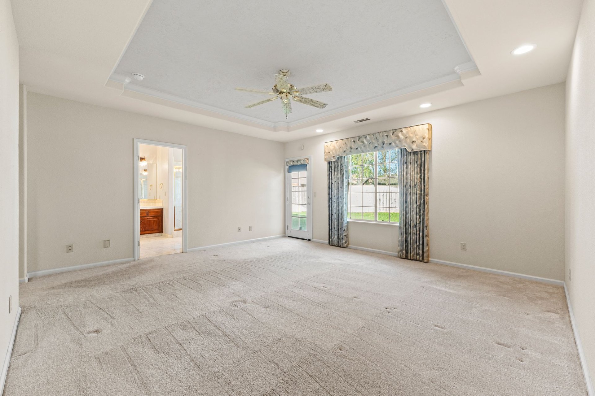 917 Corral Place