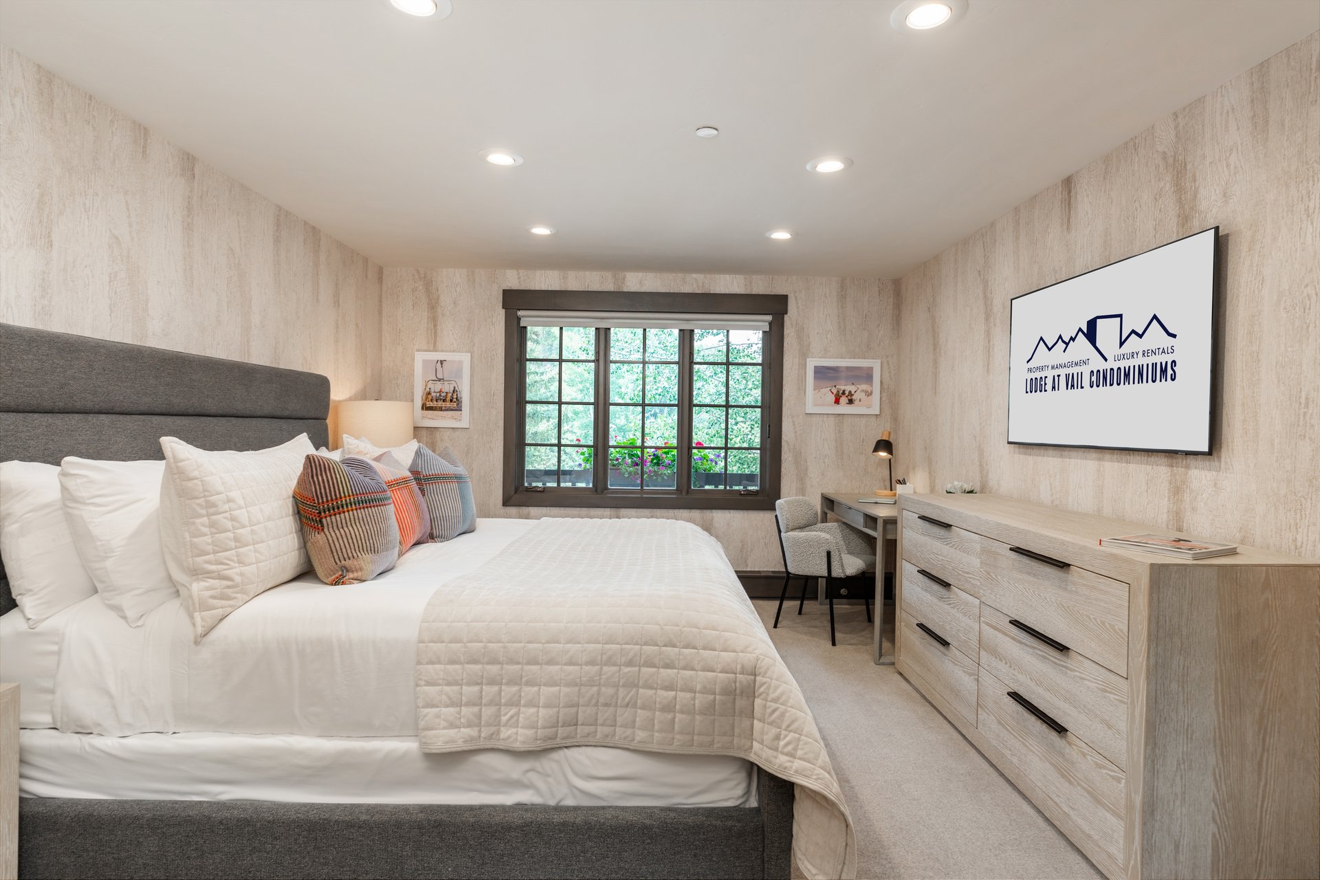 The Lodge at Vail Condominiums #406
