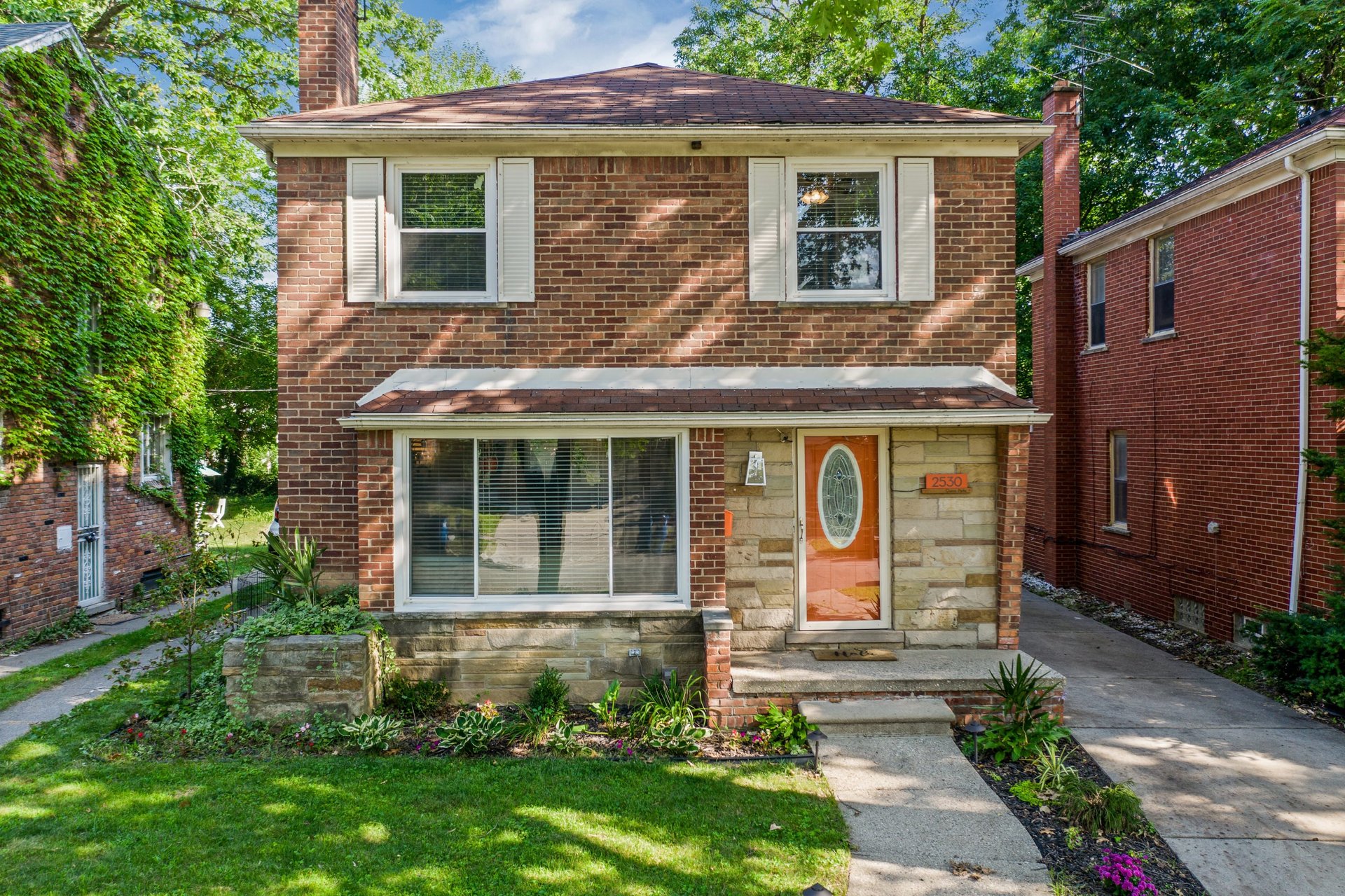 2530 Woodstock Drive