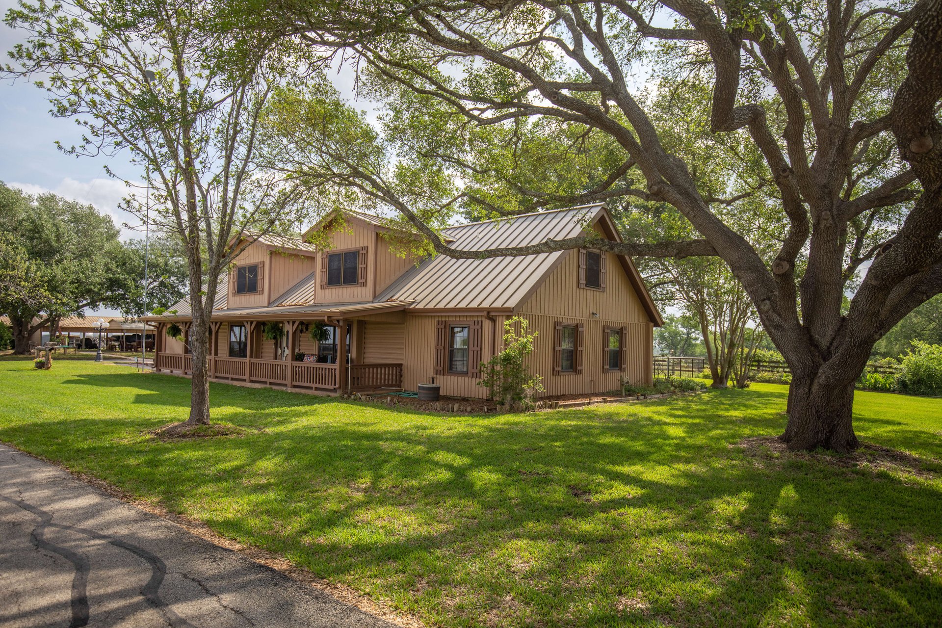 Gorgeous 98.5 Acre Horse Property PLUS           4900 Sq Ft Home