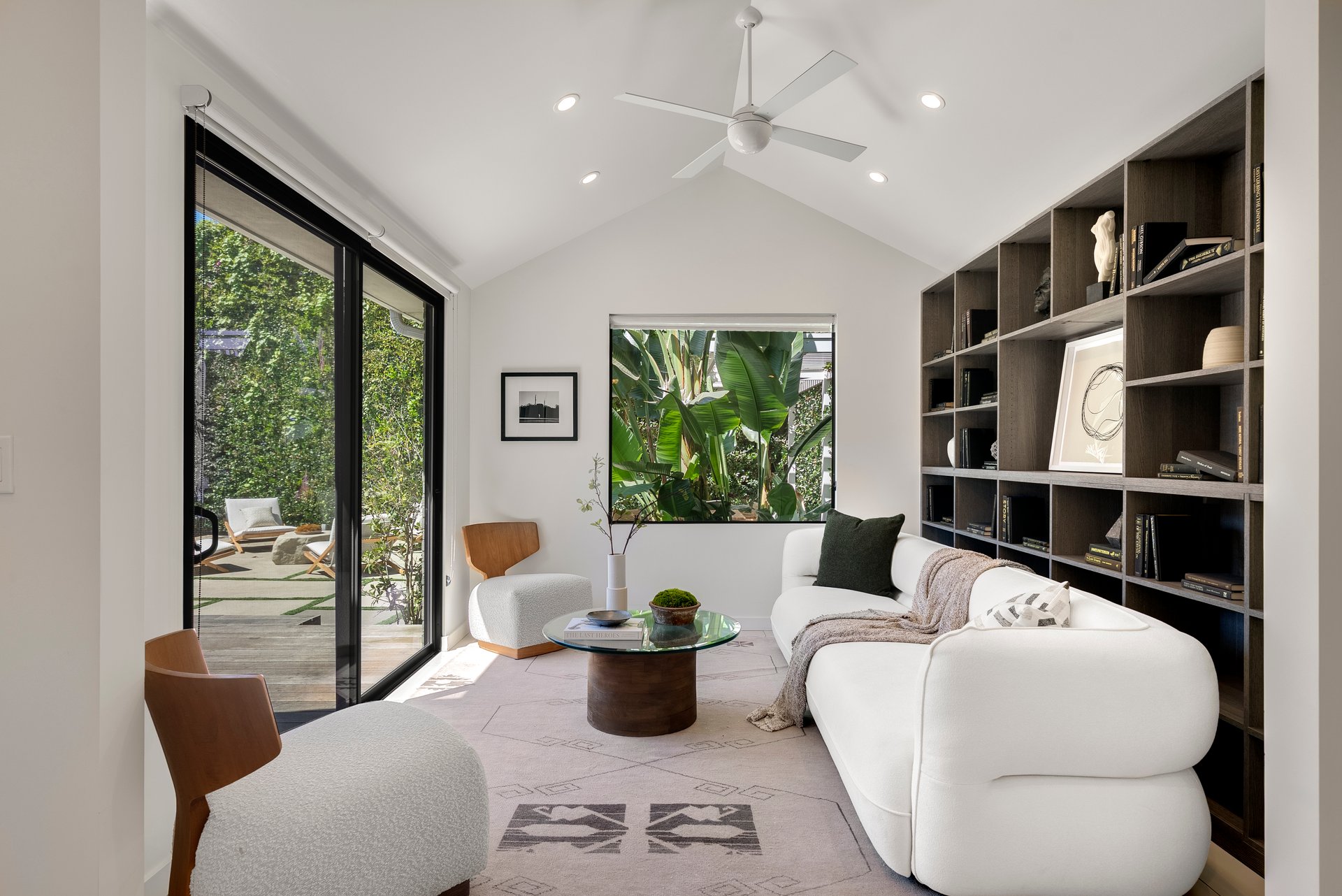 521 Loring Ave, Holmby Hills