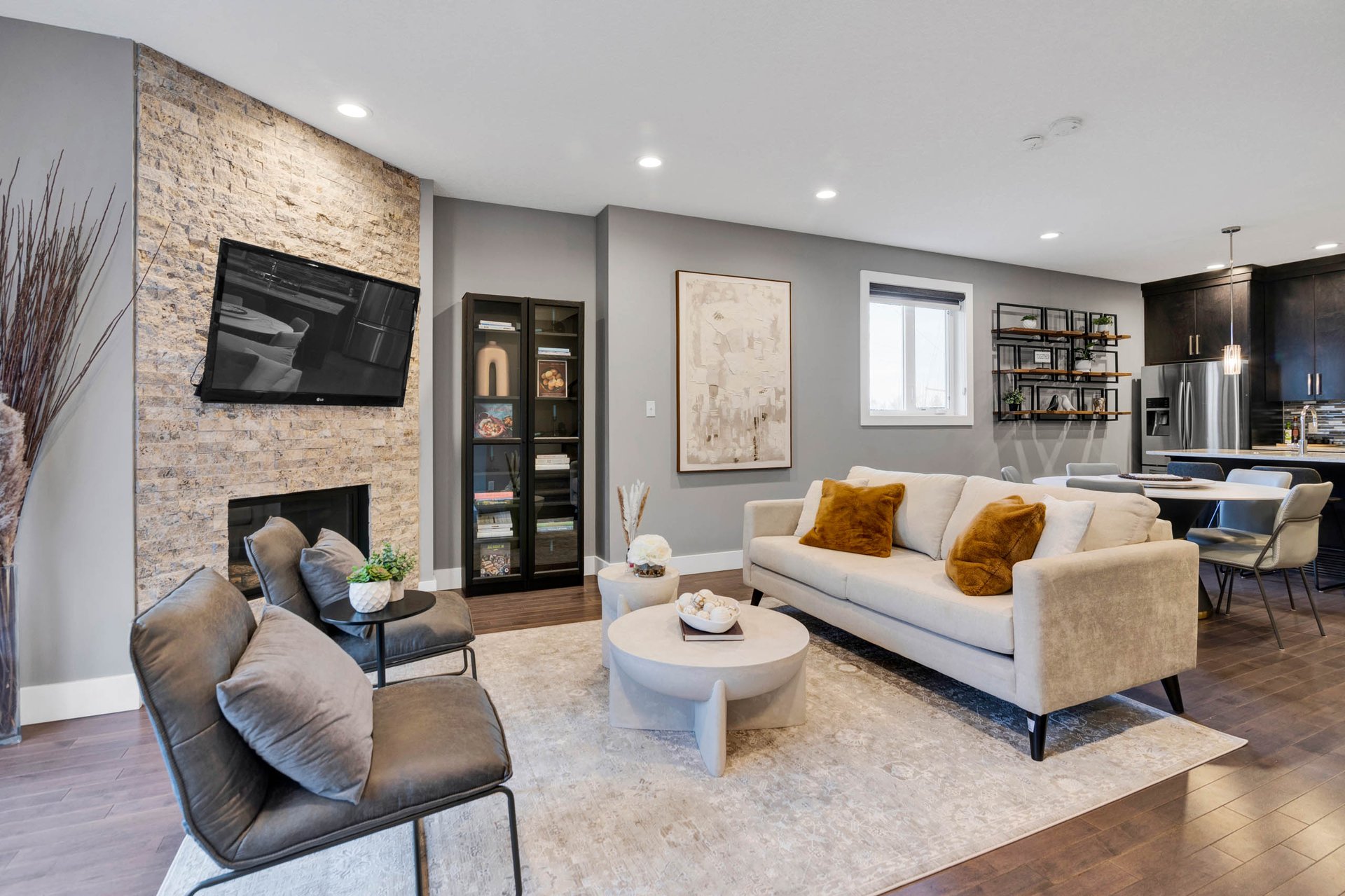 2816 34 Street SW Unit: 1