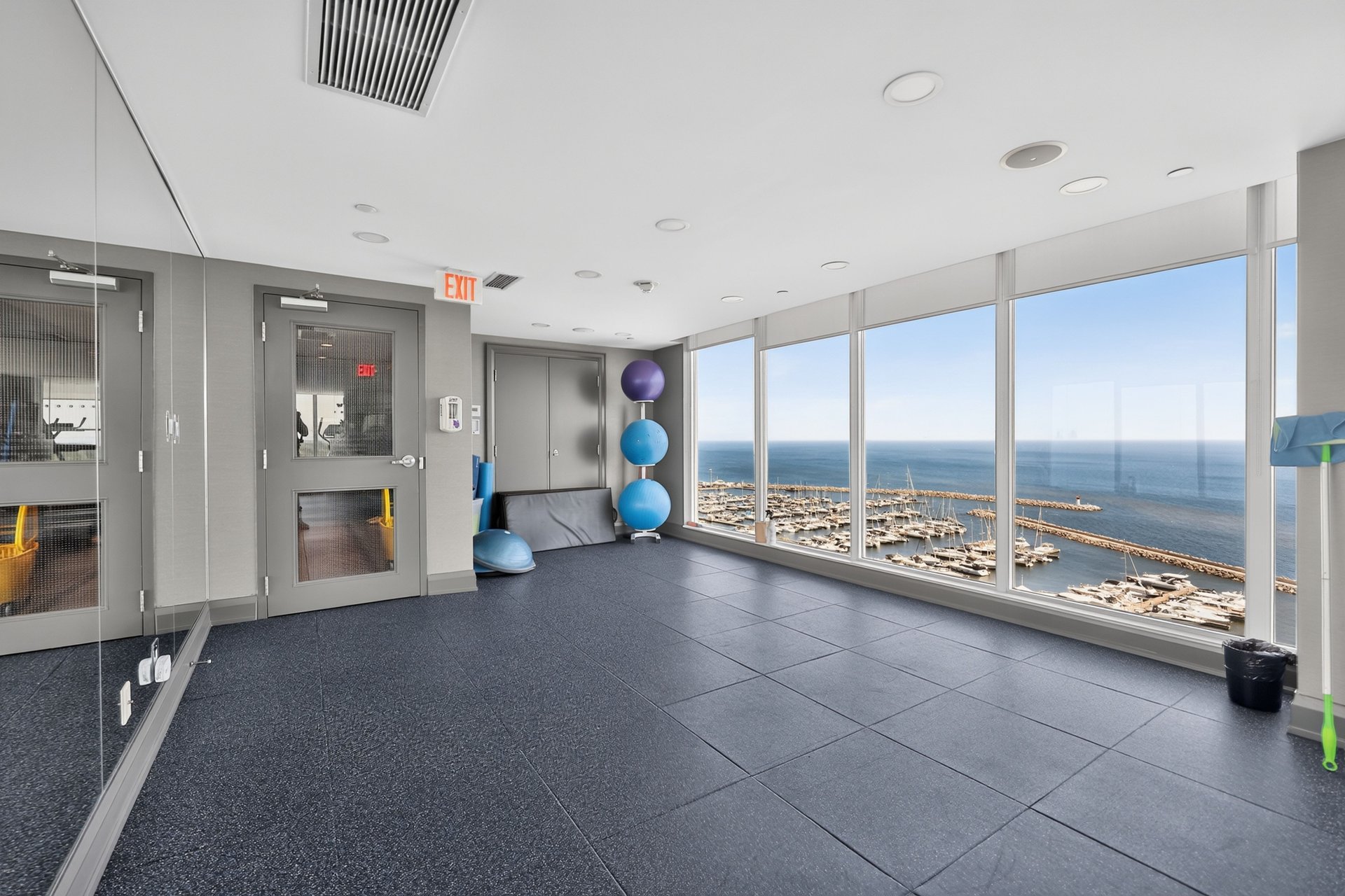 808-11 Bronte Road, Oakville