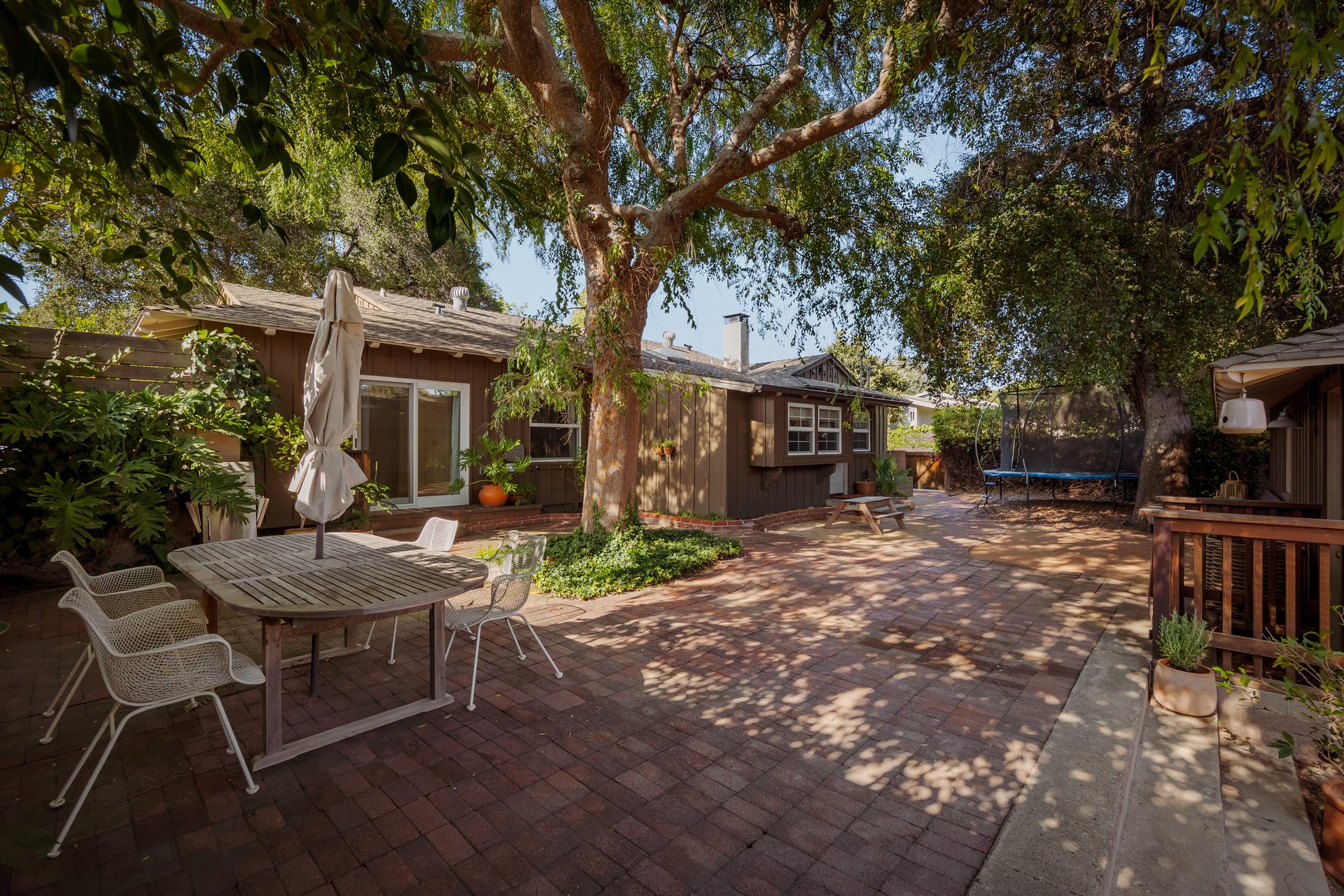 650 W 11th Street