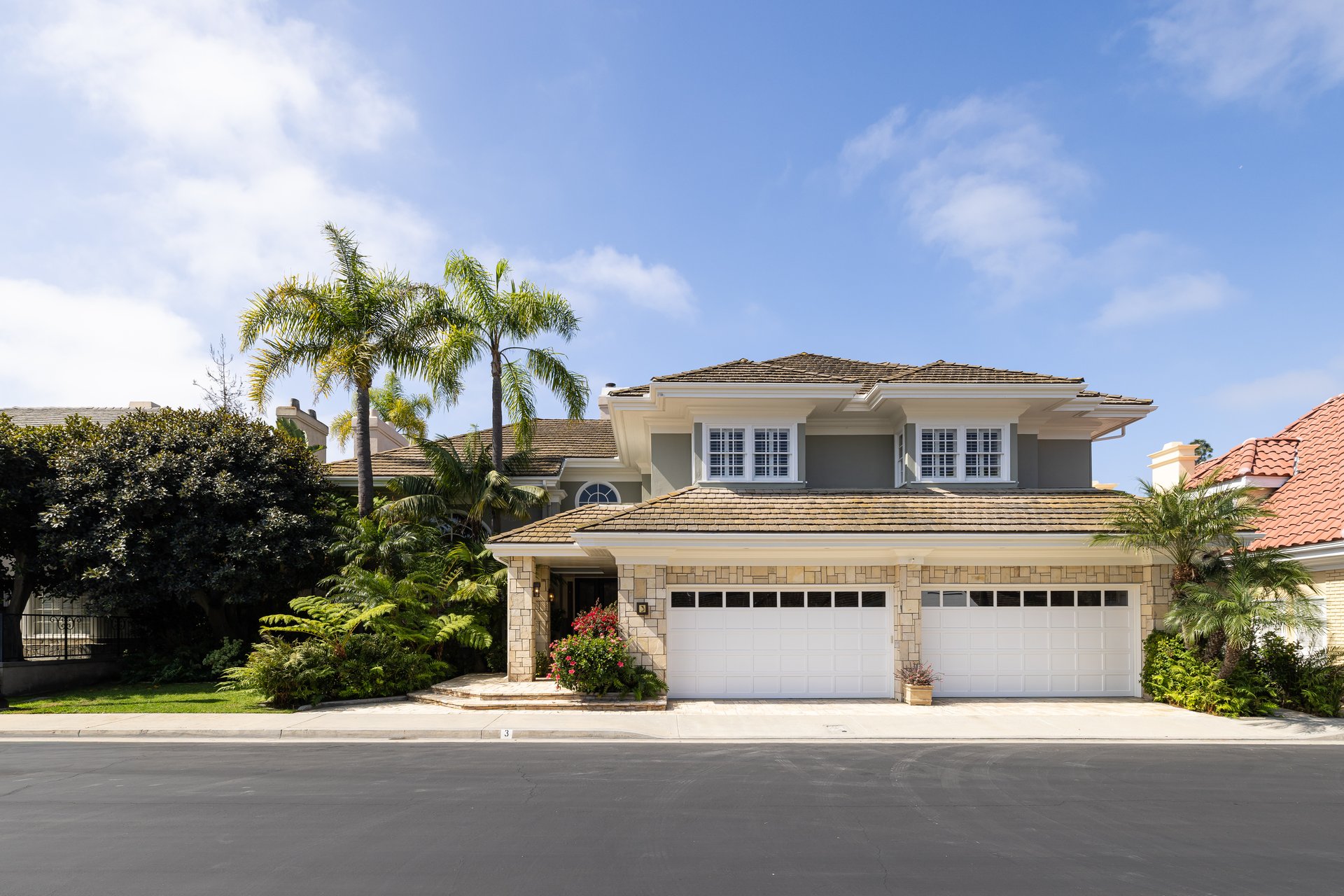 3 Weybridge Court