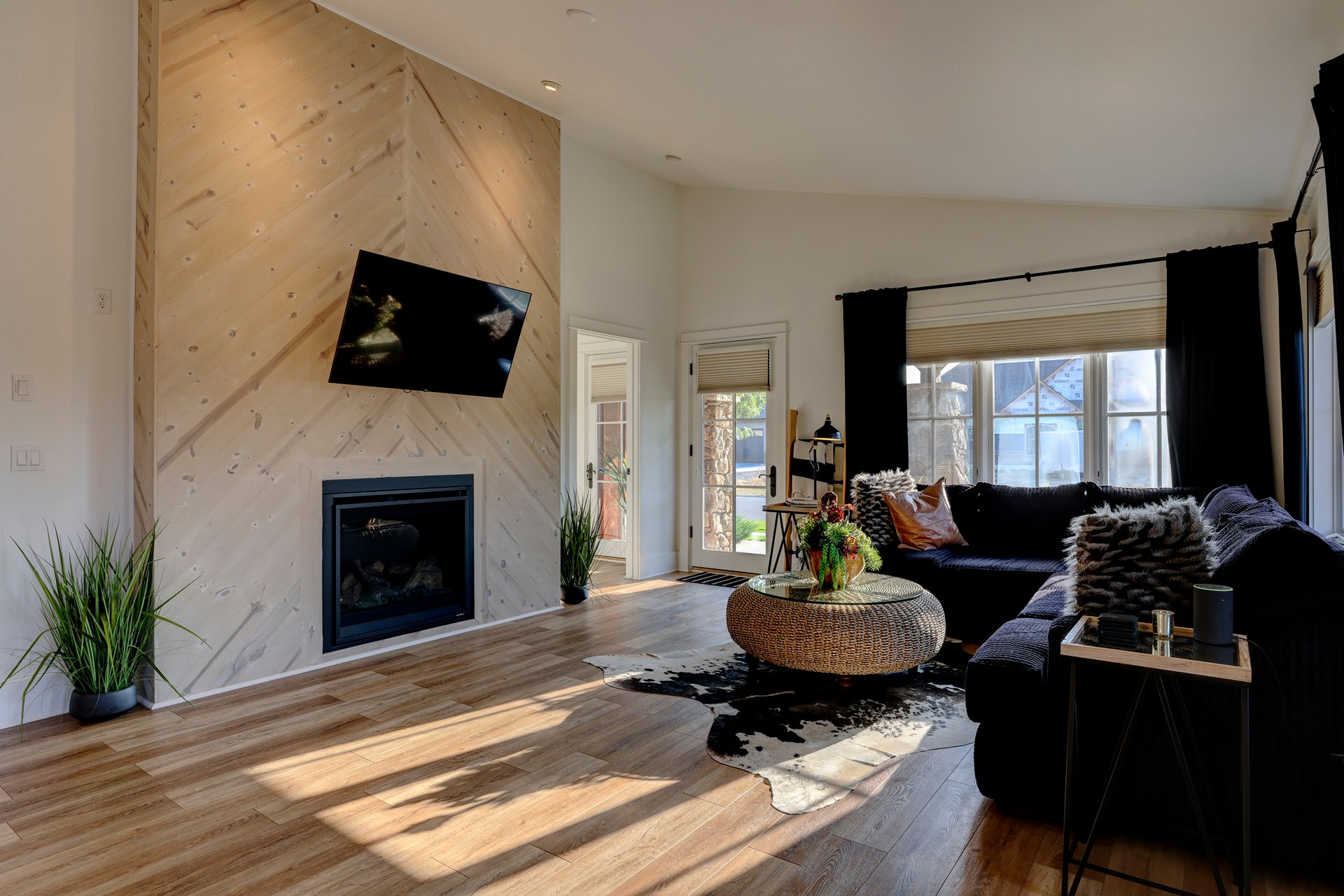 100 Cayuse Ct