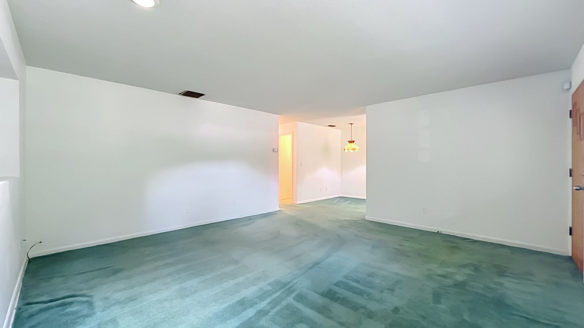 Colonialtown 3-Bedroom 1.5-Bathroom Home with Terrazo Floors