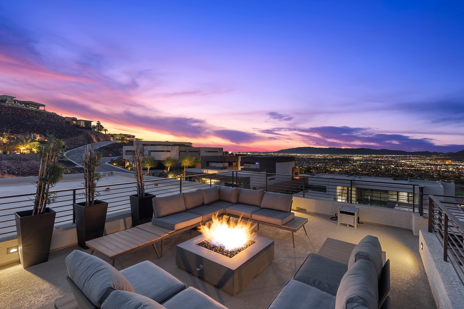 1463 Solitude Ridge Dr